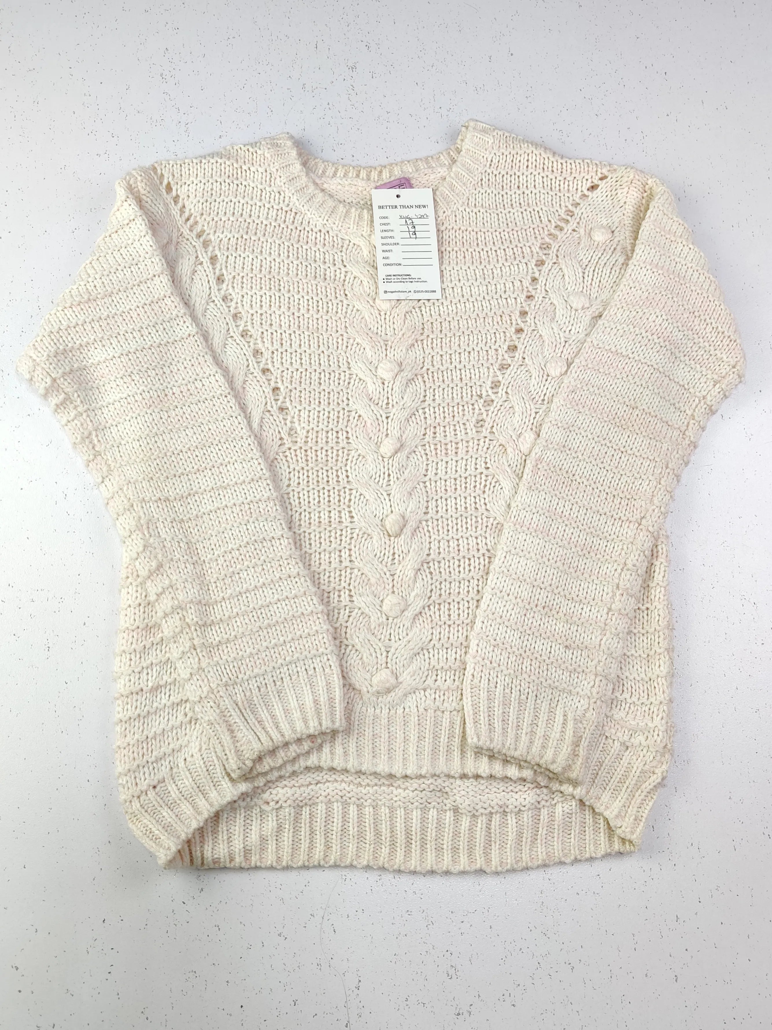 Buy online pre-used pre-loved 100% authentic & Original branded F&F (KWG-4297) available in Pakistan. Top international brands avilable.