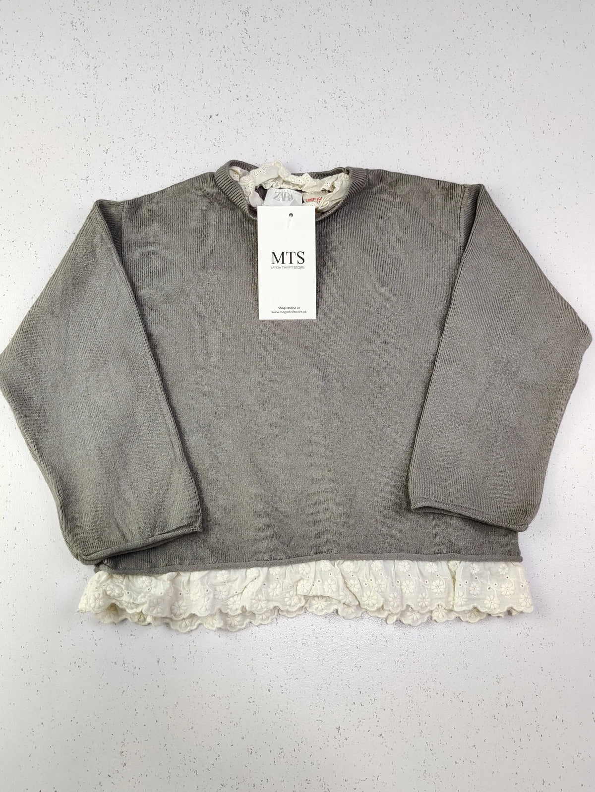 Buy online pre-used pre-loved 100% authentic & Original branded Zara (KWG-4307) available in Pakistan. Top international brands avilable.