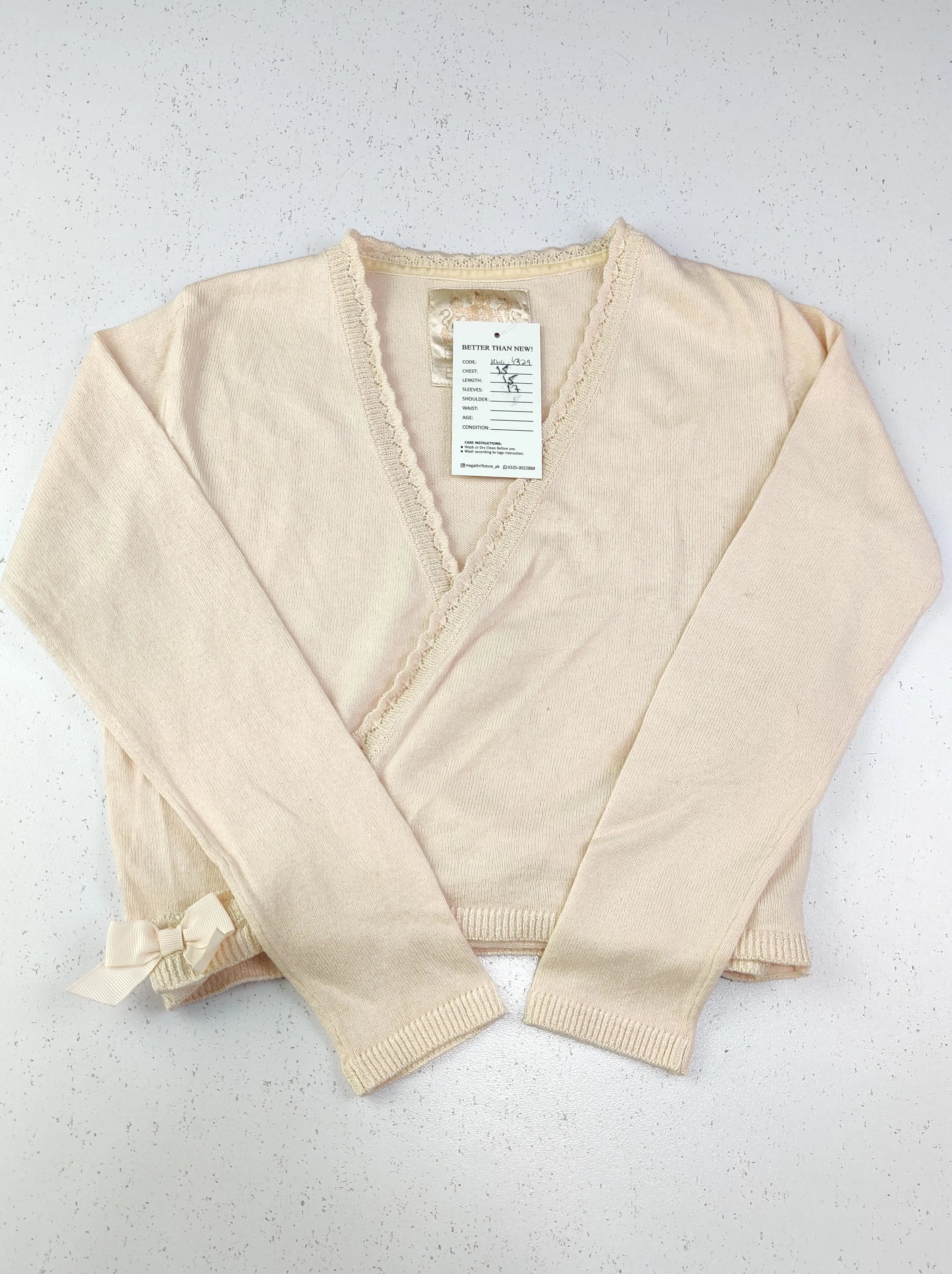 Buy online pre-used pre-loved 100% authentic & Original branded Marks & Spencer (KWG-4329) available in Pakistan. Top international brands avilable.