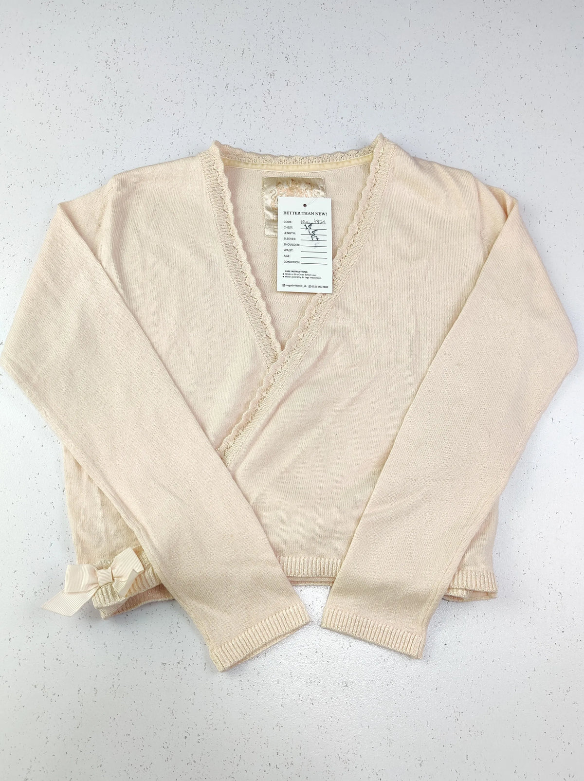 Buy online pre-used pre-loved 100% authentic & Original branded Marks & Spencer (KWG-4329) available in Pakistan. Top international brands avilable.