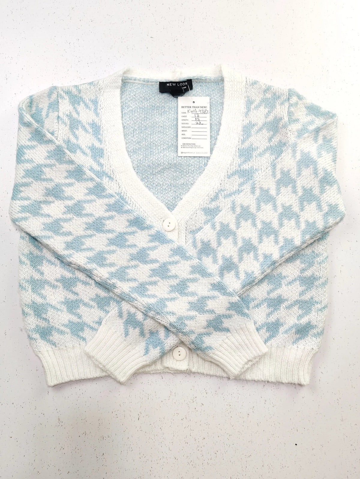 Buy online pre-used pre-loved 100% authentic & Original branded New Look 915 (KWG-4382) available in Pakistan. Top international brands avilable.