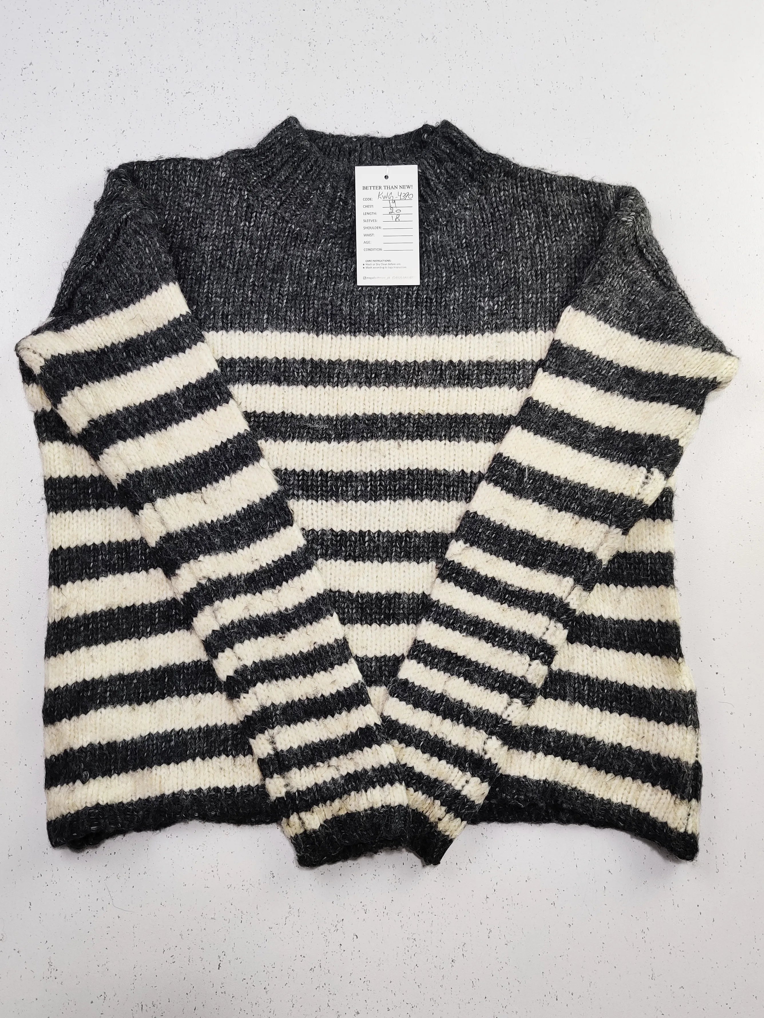 Buy online pre-used pre-loved 100% authentic & Original branded Primark (KWG-4390) available in Pakistan. Top international brands avilable.