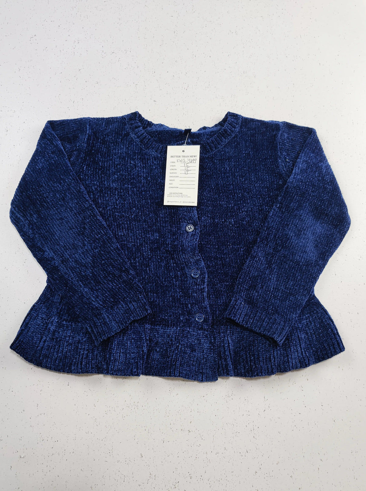 Buy online pre-used pre-loved 100% authentic & Original branded Marks & Spencer (KWG-4399) available in Pakistan. Top international brands avilable.