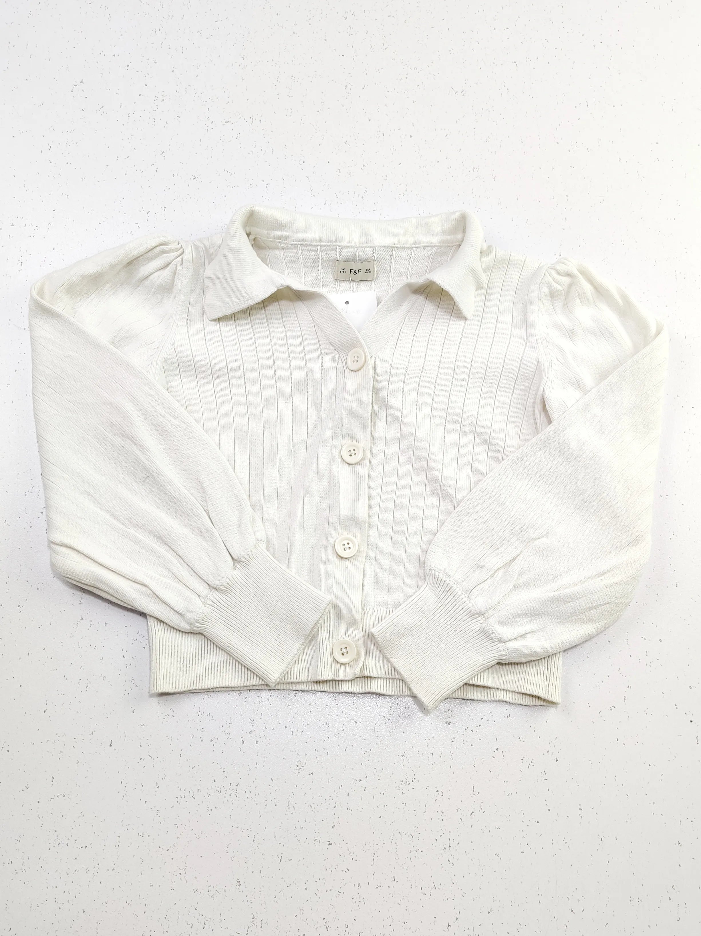Buy online pre-used pre-loved 100% authentic & Original branded F&F (KWG-4416) available in Pakistan. Top international brands avilable.
