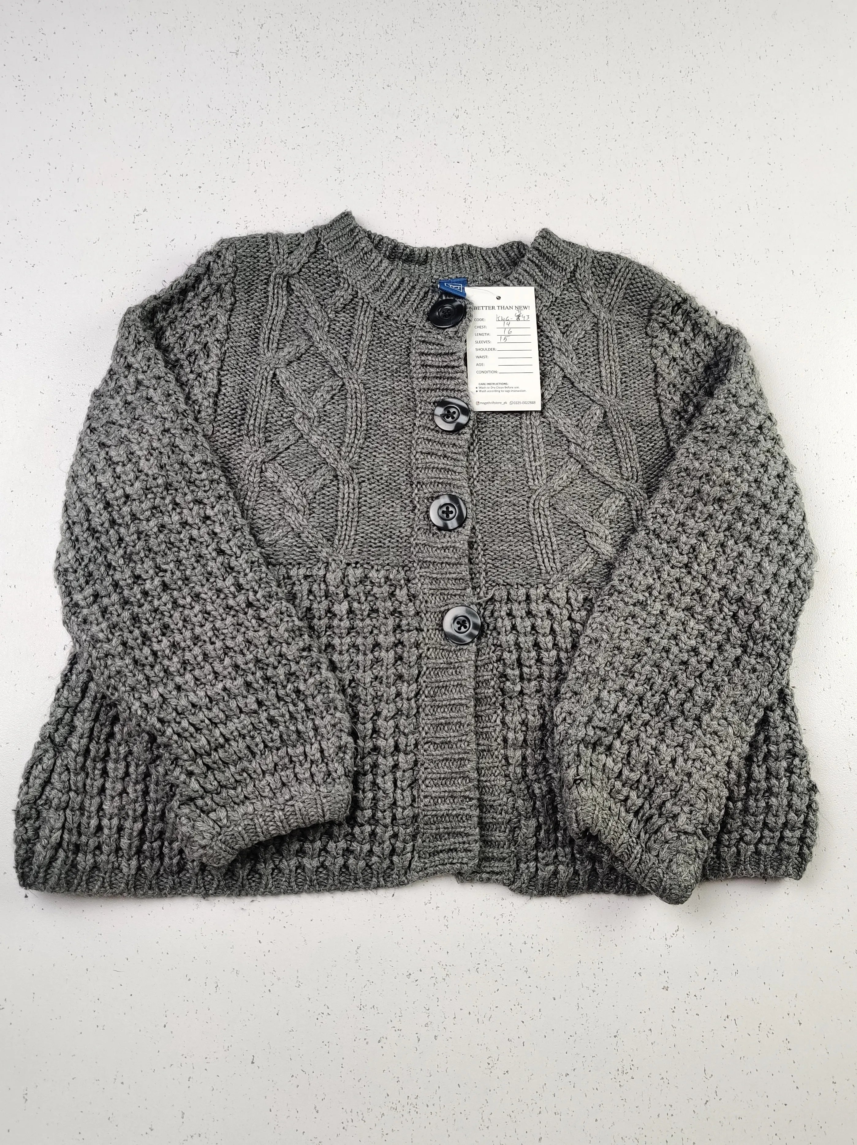 Buy online pre-used pre-loved 100% authentic & Original branded Tu (KWG-4543) available in Pakistan. Top international brands avilable.
