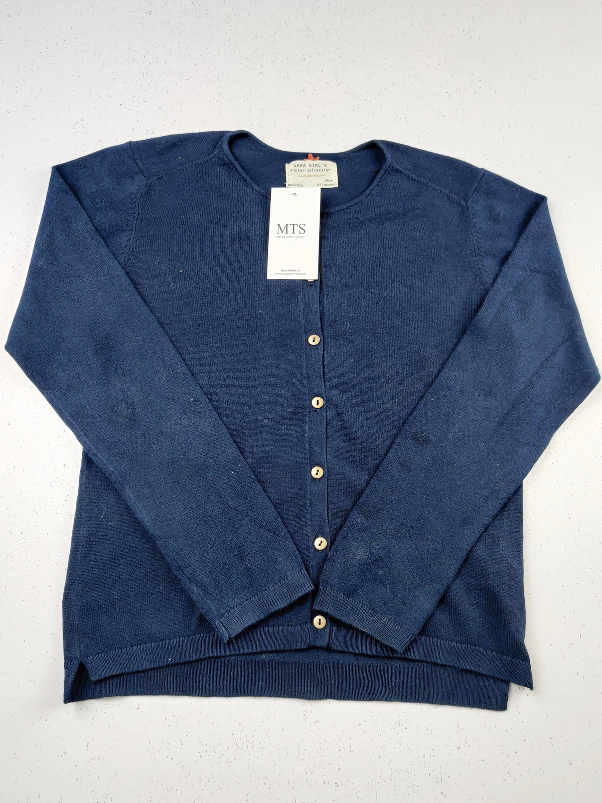 Buy online pre-used pre-loved 100% authentic & Original branded Zara (KWG-4576) available in Pakistan. Top international brands avilable.