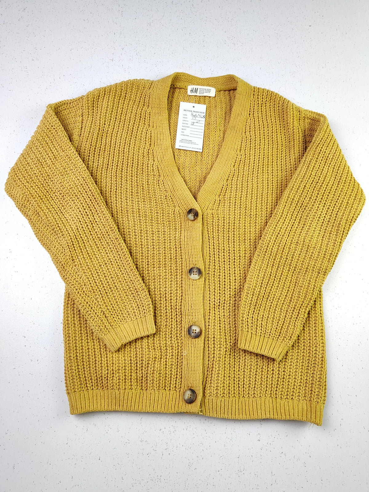 Buy online pre-used pre-loved 100% authentic & Original branded H&M (KWG-4625) available in Pakistan. Top international brands avilable.