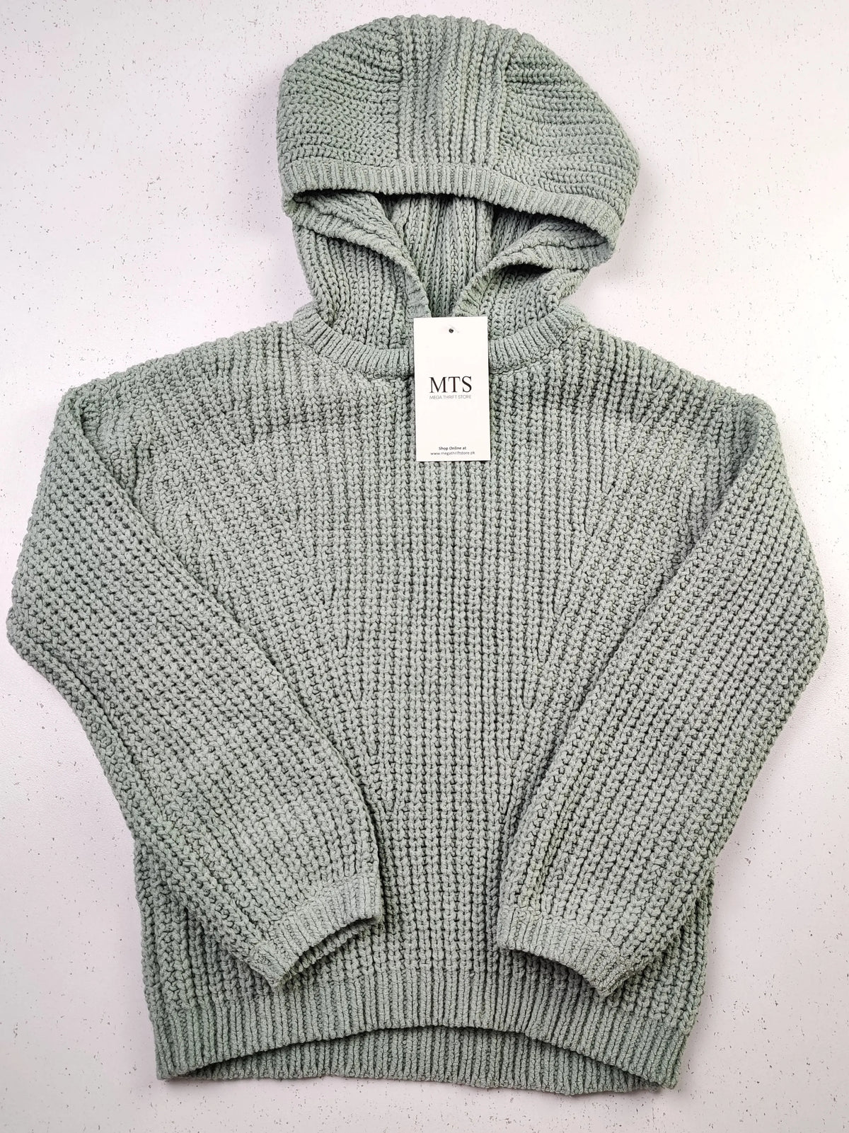 Buy online pre-used pre-loved 100% authentic & Original branded F&F (KWG-4652) available in Pakistan. Top international brands avilable.