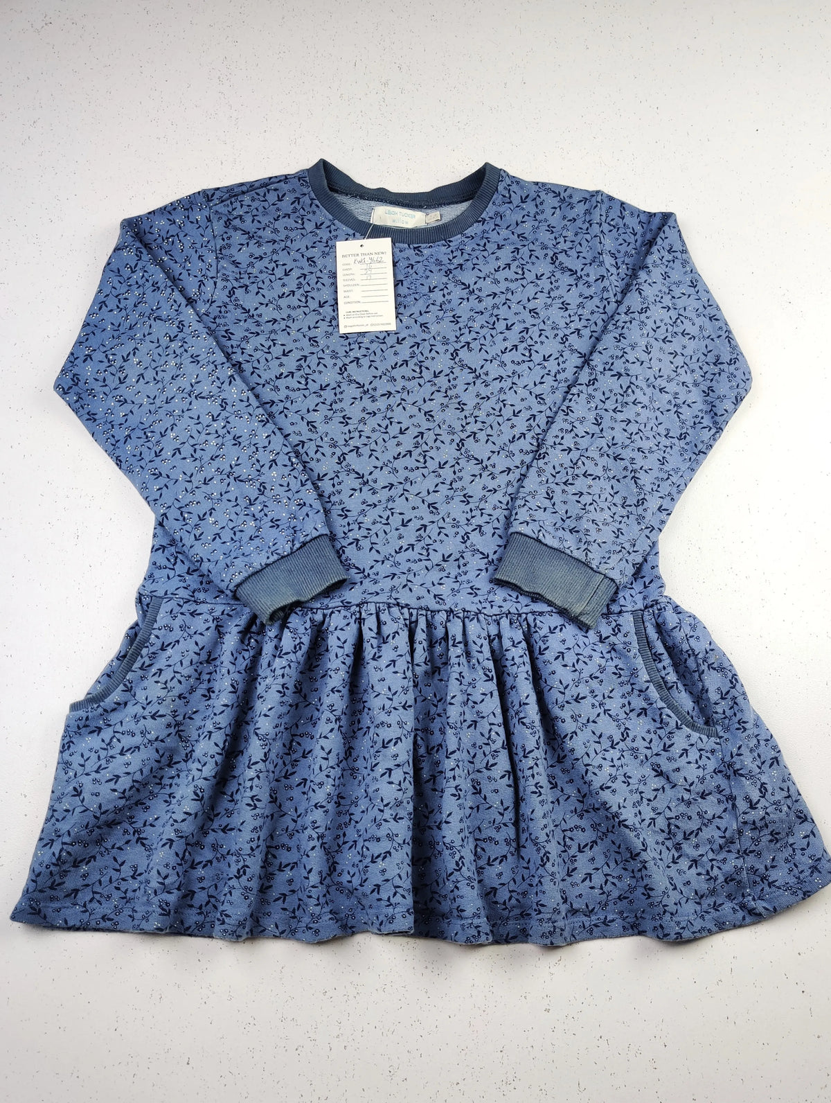 Buy online pre-used pre-loved 100% authentic & Original branded Leigh Tucker Willow (KWG-4662) available in Pakistan. Top international brands avilable.