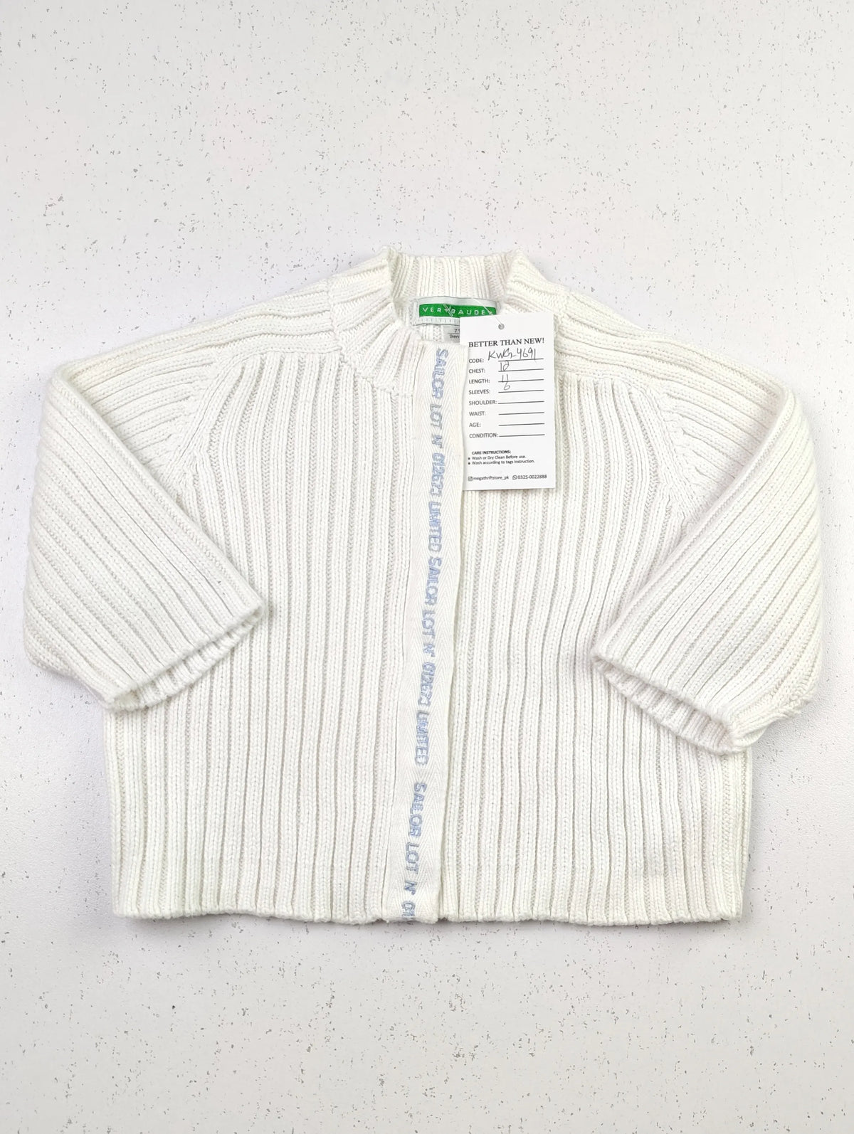 Buy online pre-used pre-loved 100% authentic & Original branded Vert Baudet (KWG-4691) available in Pakistan. Top international brands avilable.