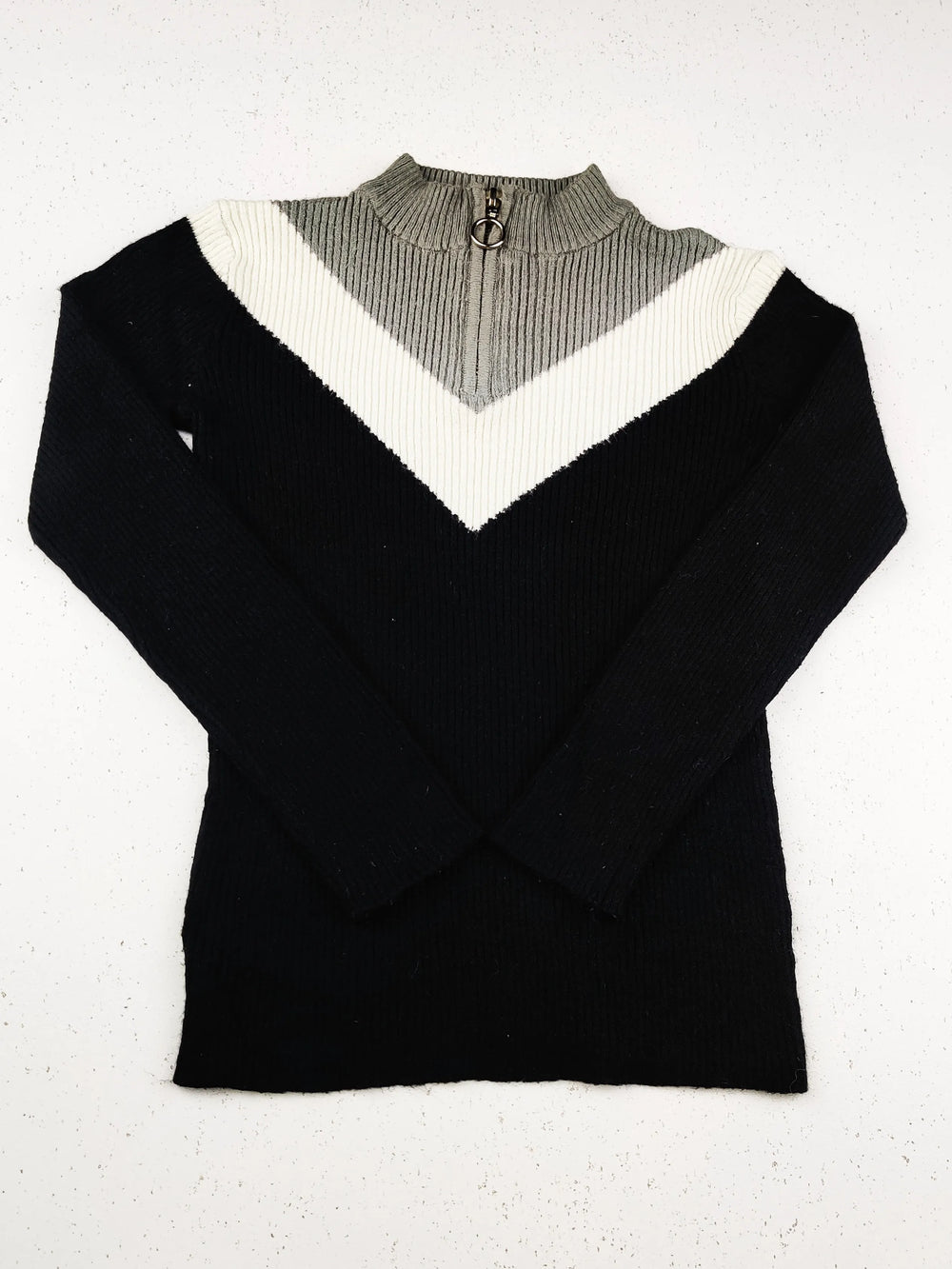 Buy online pre-used pre-loved 100% authentic & Original branded Primark (KWG-4727) available in Pakistan. Top international brands avilable.