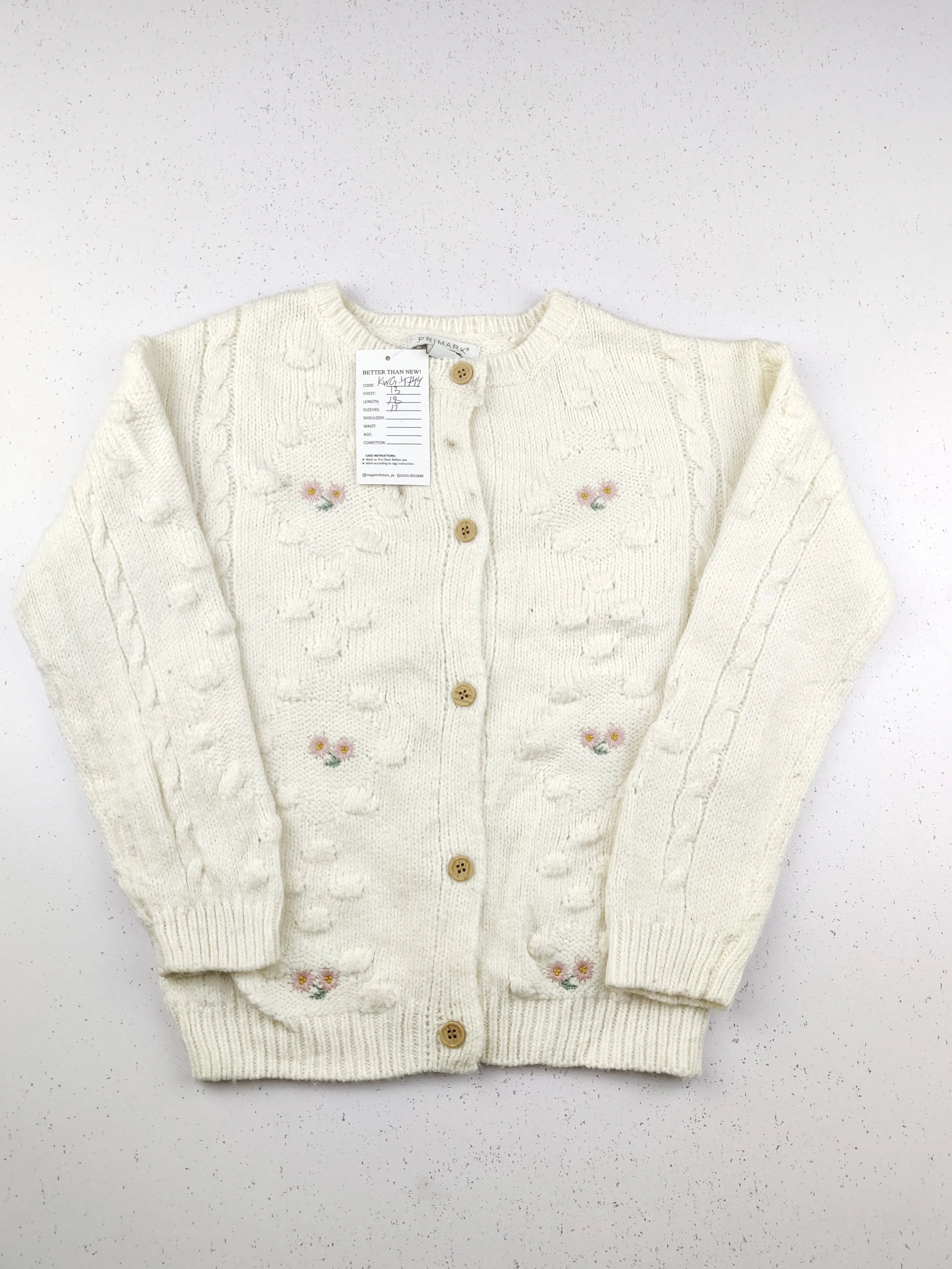 Buy online pre-used pre-loved 100% authentic & Original branded Primark (KWG-4744) available in Pakistan. Top international brands avilable.