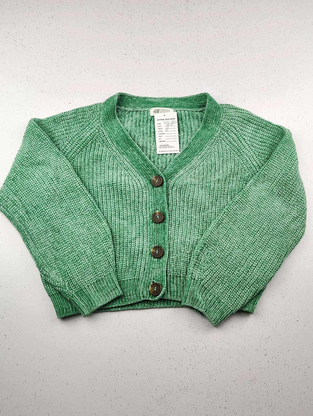 Buy online pre-used pre-loved 100% authentic & Original branded H&M (KWG-4856) available in Pakistan. Top international brands avilable.