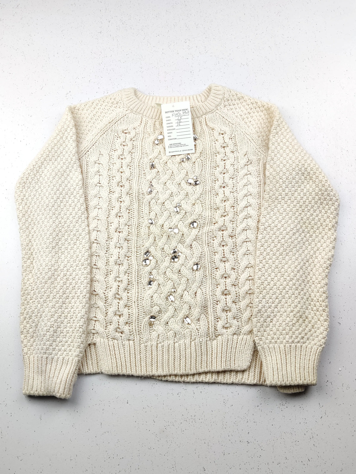 Buy online pre-used pre-loved 100% authentic & Original branded Gap (KWG-4904) available in Pakistan. Top international brands avilable.