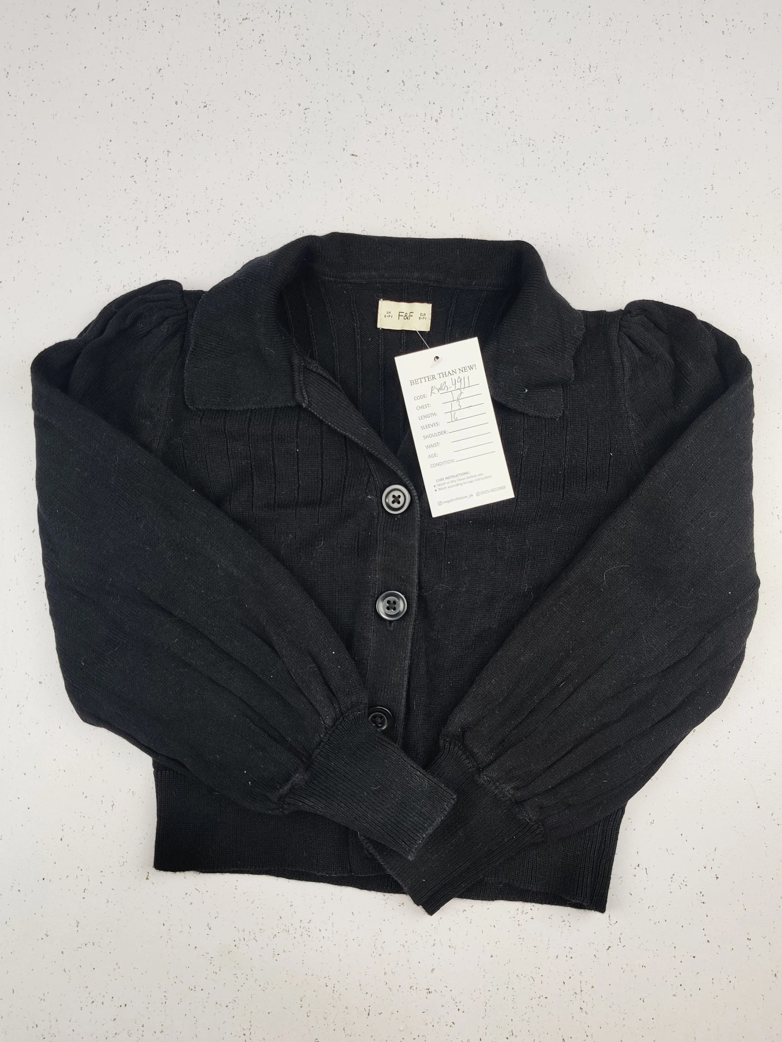 Buy online pre-used pre-loved 100% authentic & Original branded F&F (KWG-4911) available in Pakistan. Top international brands avilable.