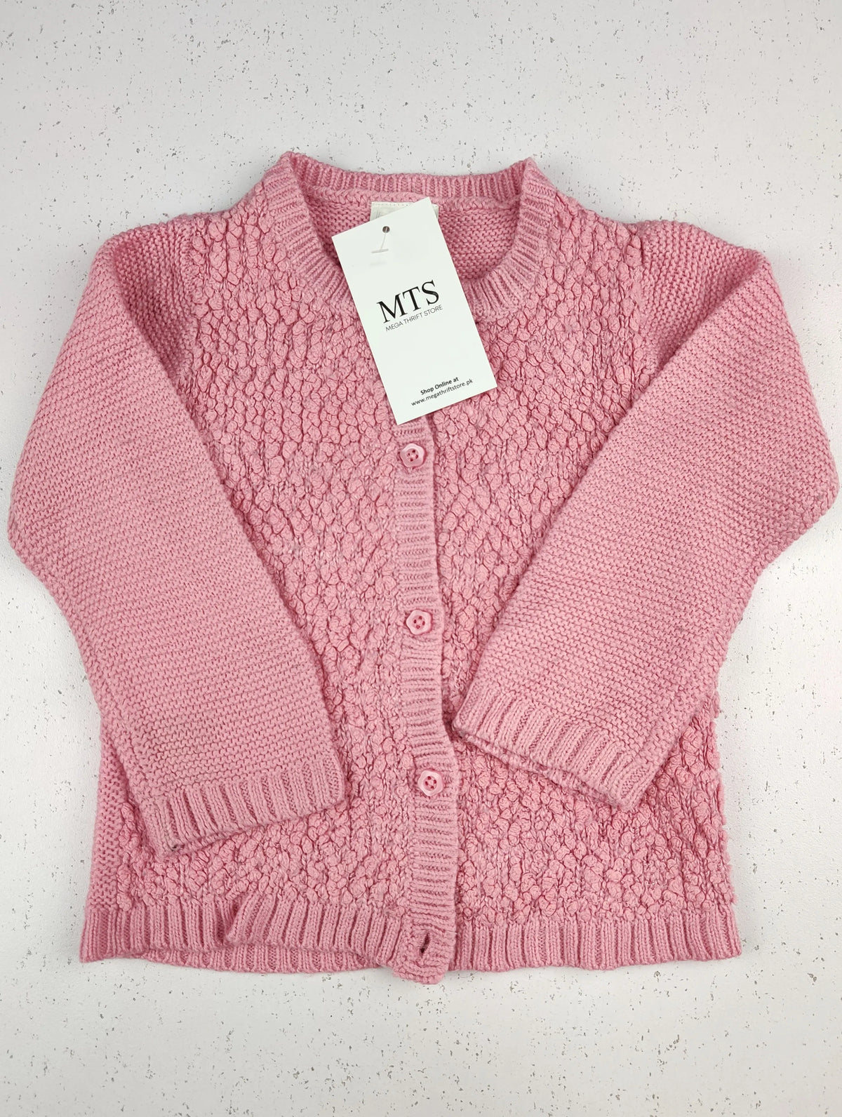 Buy online pre-used pre-loved 100% authentic & Original branded F&F (KWG-4914) available in Pakistan. Top international brands avilable.