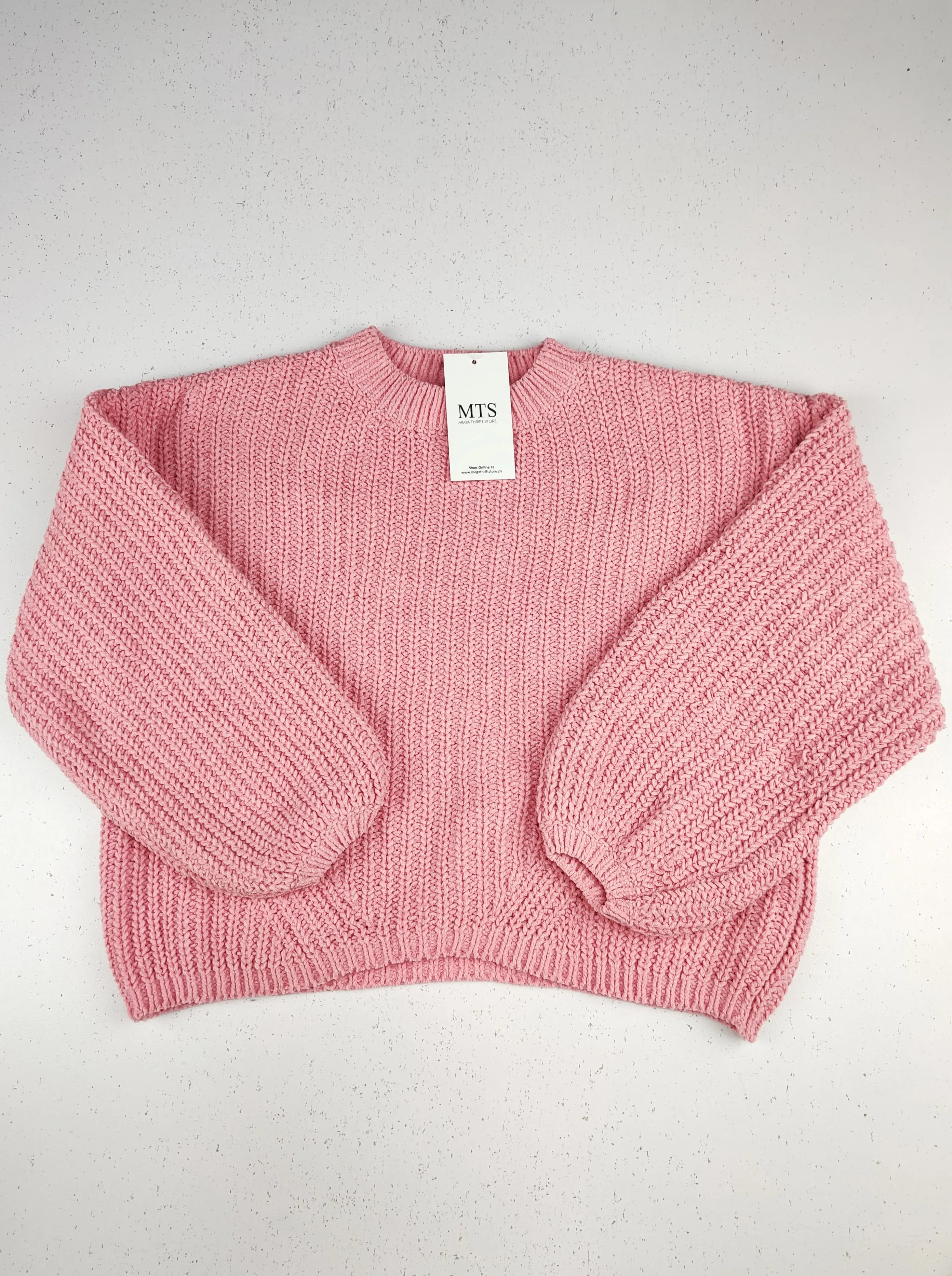 Buy online pre-used pre-loved 100% authentic & Original branded F&F (KWG-4944) available in Pakistan. Top international brands avilable.