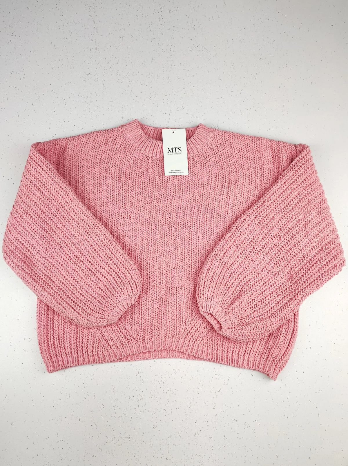 Buy online pre-used pre-loved 100% authentic & Original branded F&F (KWG-4944) available in Pakistan. Top international brands avilable.