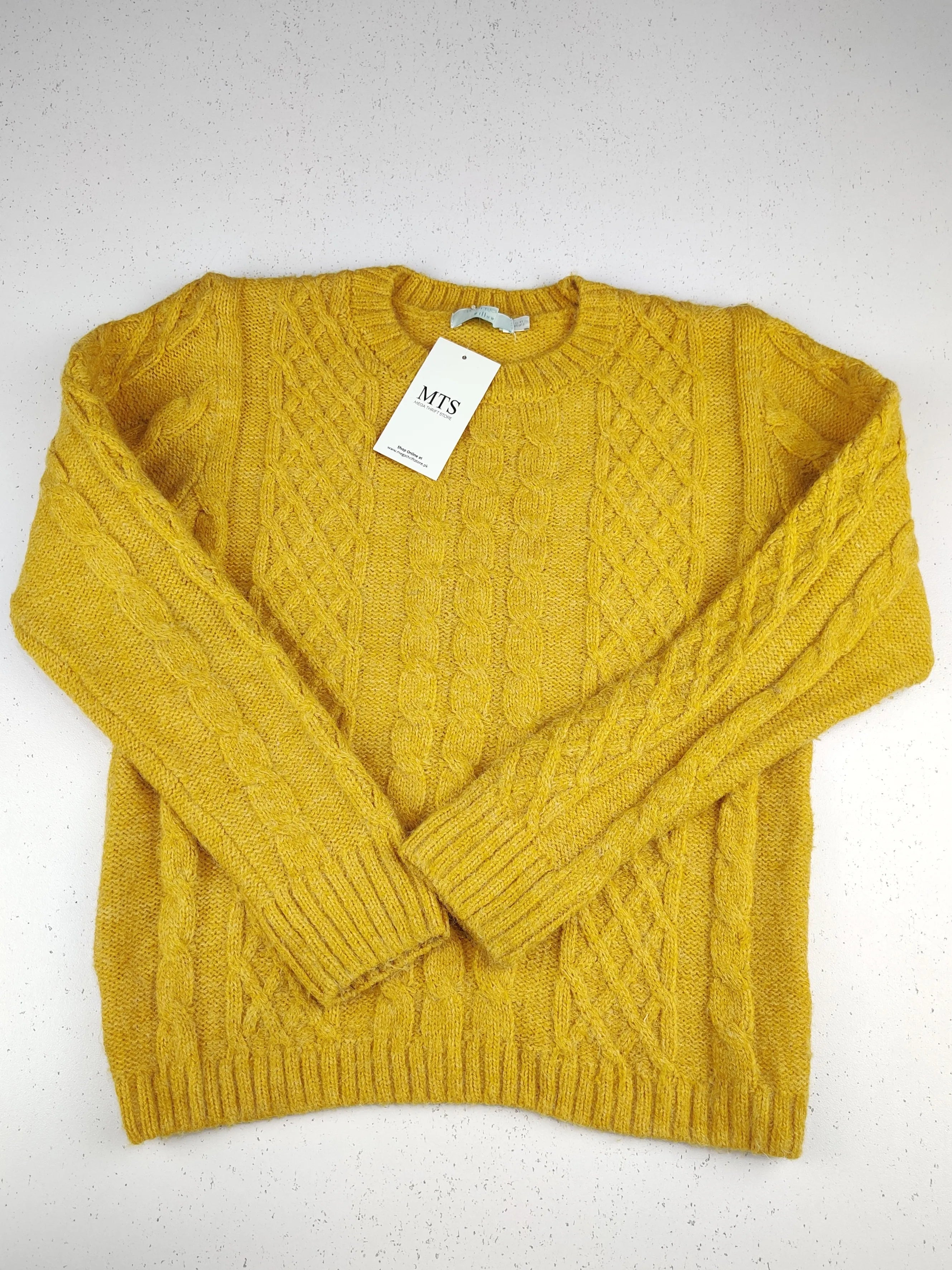 Buy online pre-used pre-loved 100% authentic & Original branded Leigh Tucker Willow (KWG-4964) available in Pakistan. Top international brands avilable.