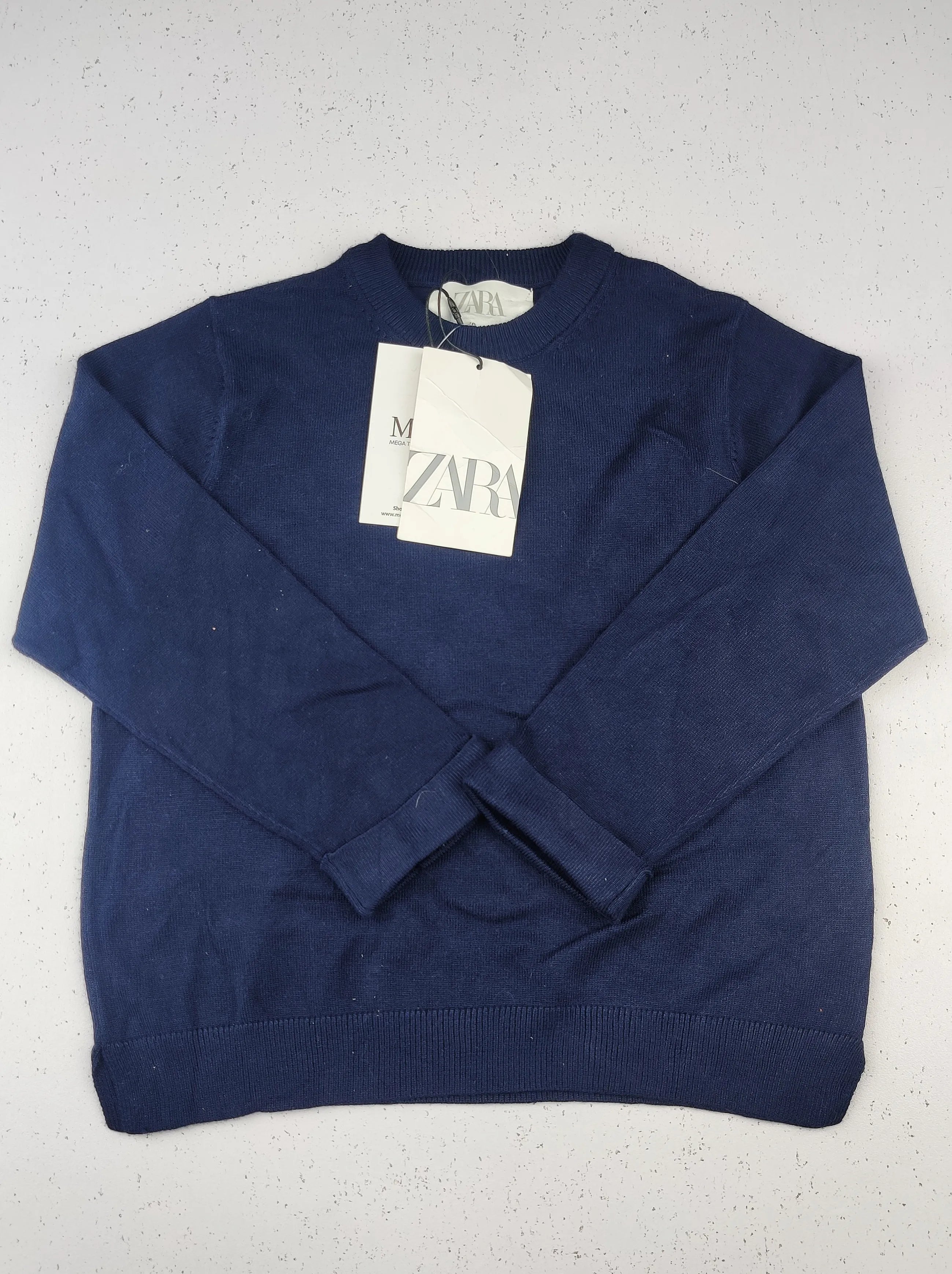 Buy online pre-used pre-loved 100% authentic & Original branded Zara (KWG-5066) available in Pakistan. Top international brands avilable.