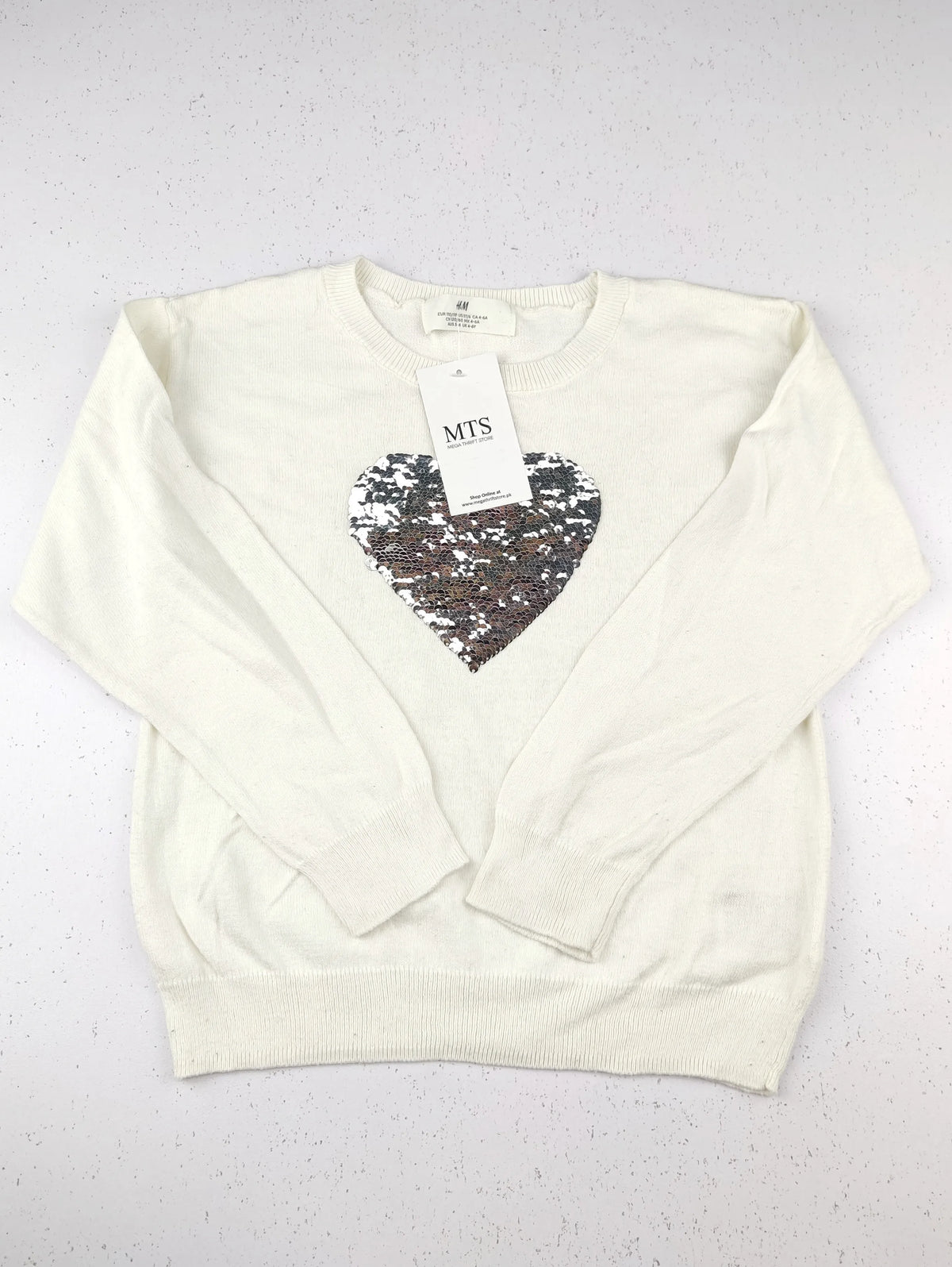 Buy online pre-used pre-loved 100% authentic & Original branded H&M (KWG-5082) available in Pakistan. Top international brands avilable.