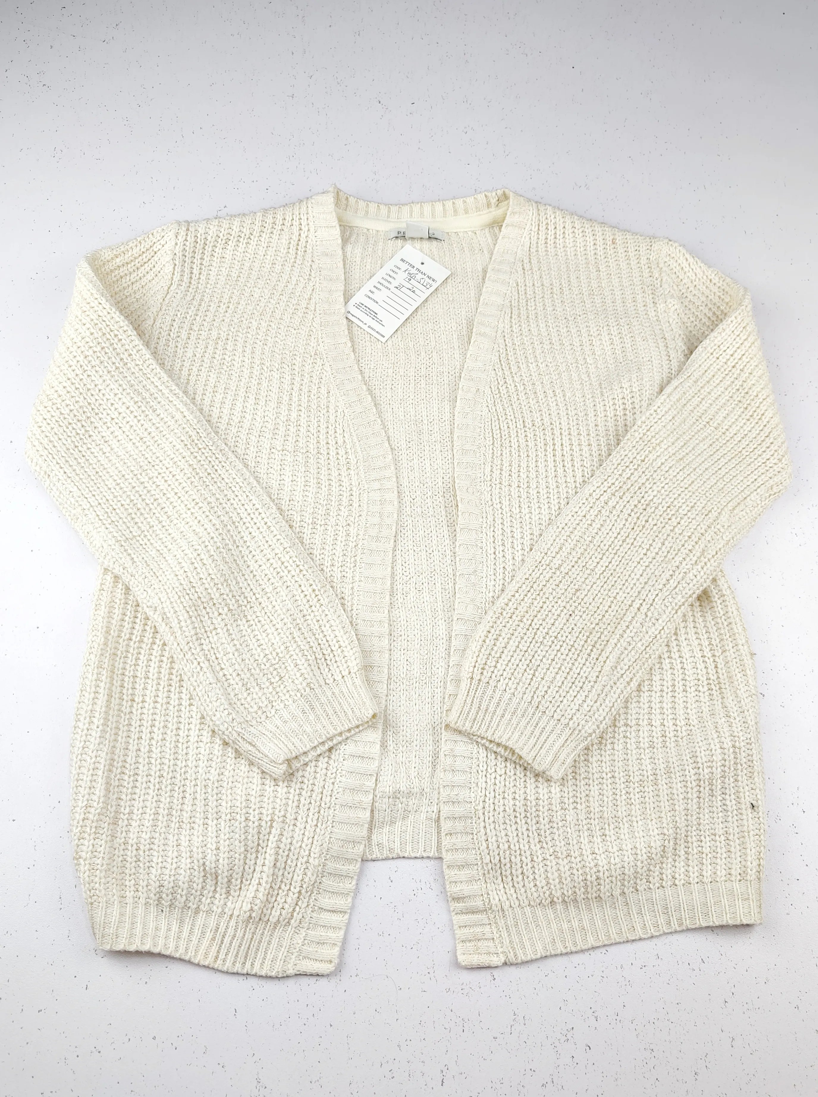 Buy online pre-used pre-loved 100% authentic & Original branded Primark (KWG-5134) available in Pakistan. Top international brands avilable.