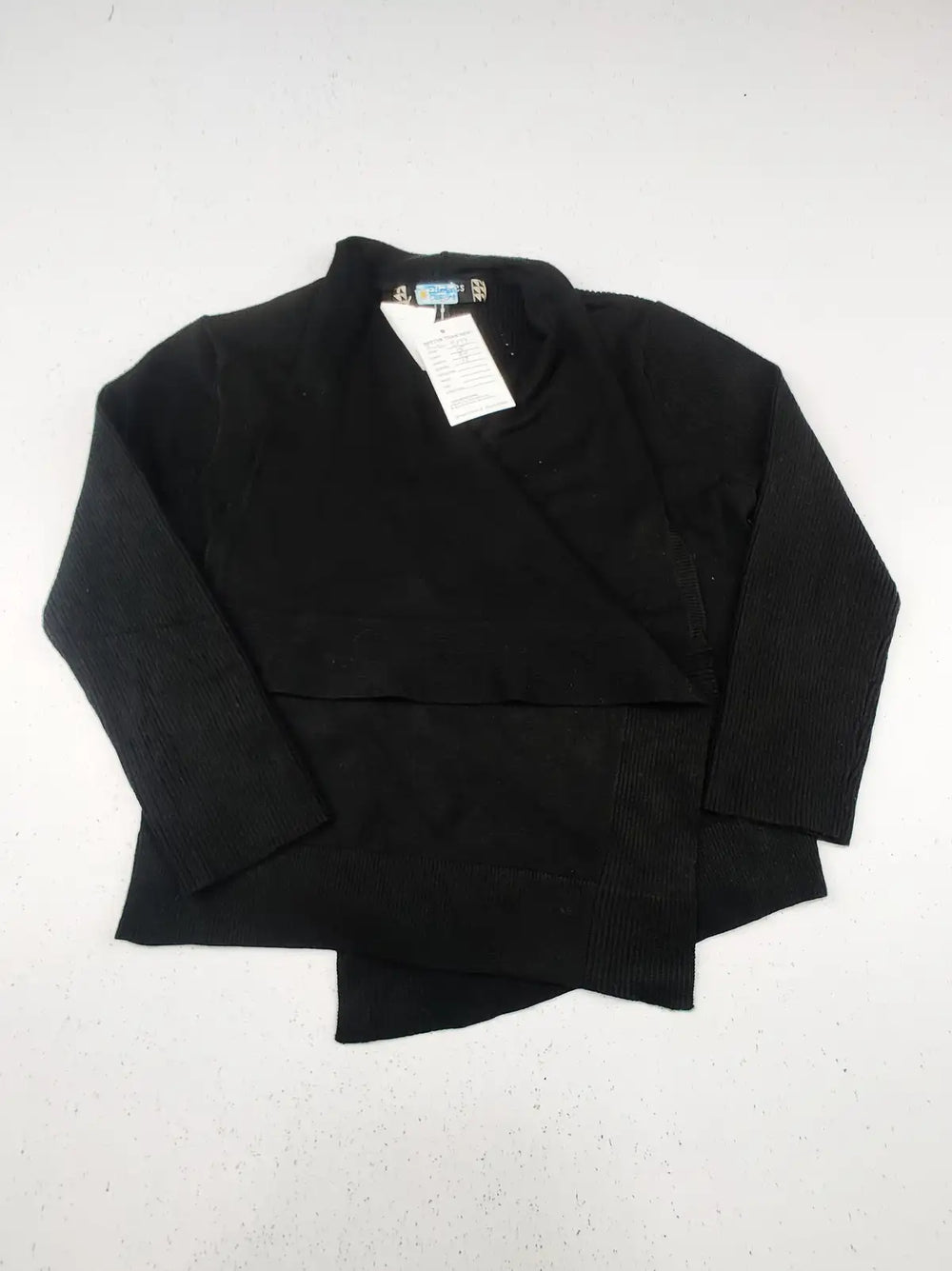 Buy online pre-used pre-loved 100% authentic & Original branded Unknown Brand (KWG-5174) available in Pakistan. Top international brands avilable.