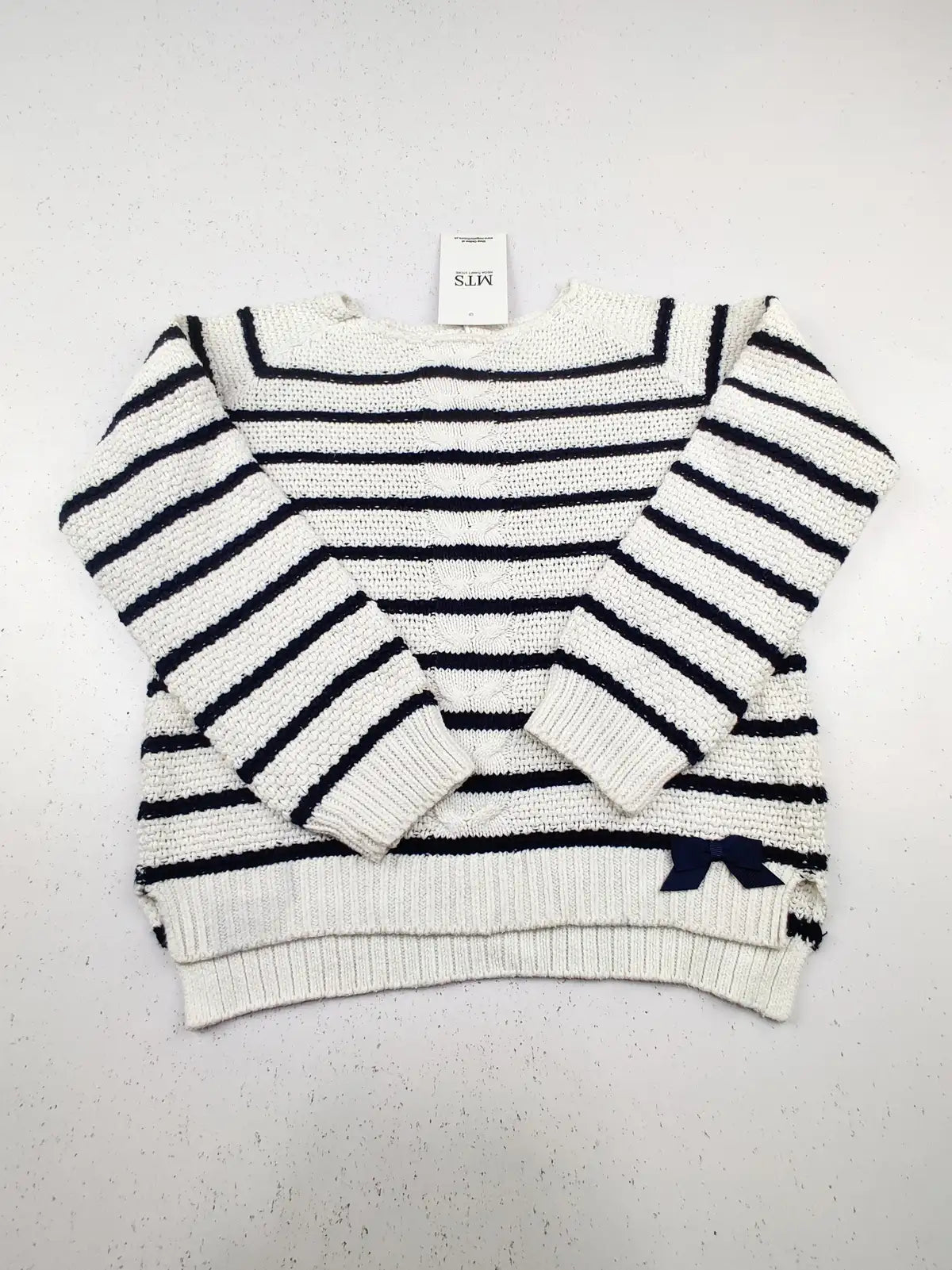 Buy online pre-used pre-loved 100% authentic & Original branded Dunnes Stores (KWG-5183) available in Pakistan. Top international brands avilable.