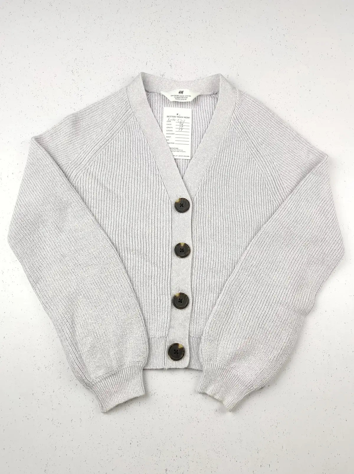 Buy online pre-used pre-loved 100% authentic & Original branded H&M (KWG-5213) available in Pakistan. Top international brands avilable.