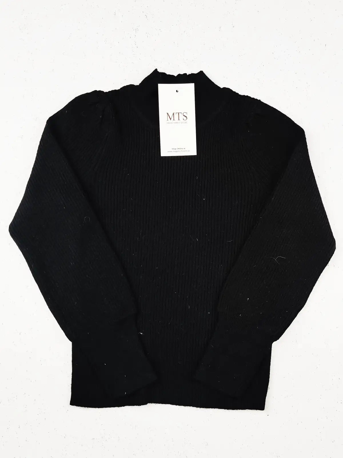 Buy online pre-used pre-loved 100% authentic & Original branded Dunnes Stores (KWG-5352) available in Pakistan. Top international brands avilable.