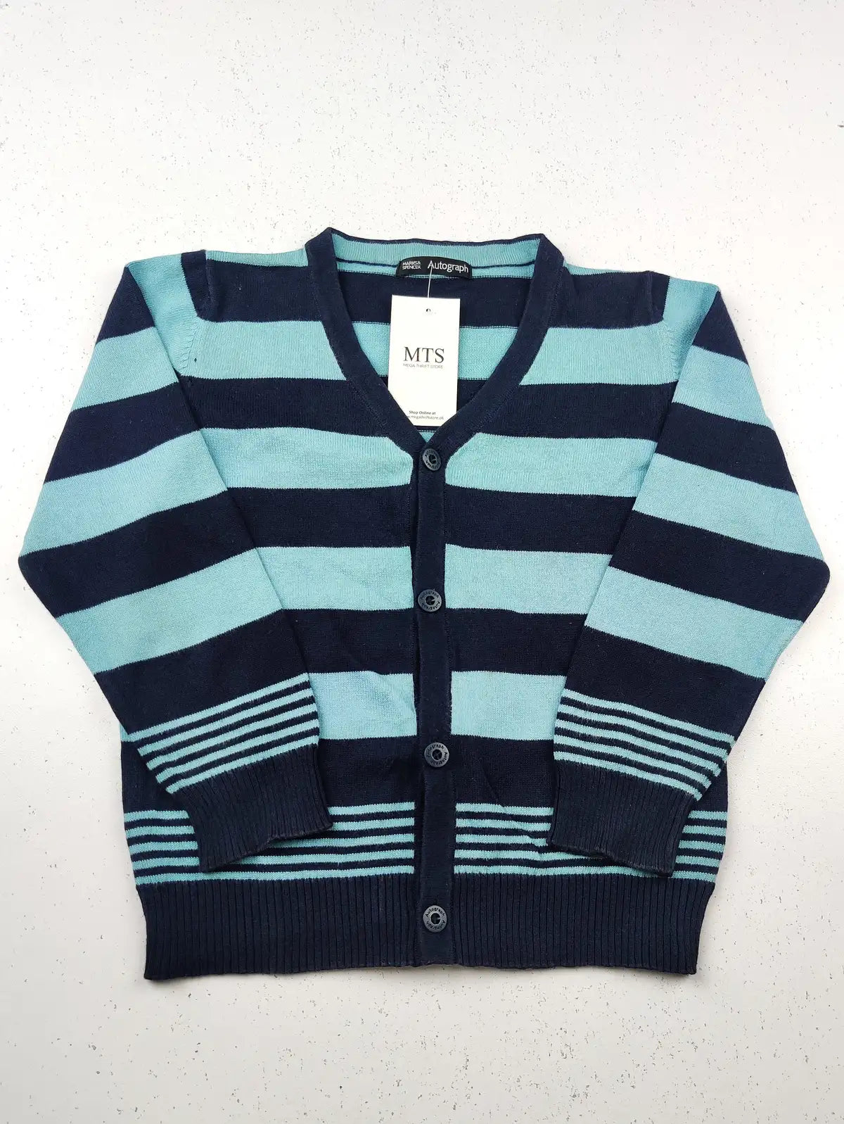Buy online pre-used pre-loved 100% authentic & Original branded Marks & Spencer (KWG-5381) available in Pakistan. Top international brands avilable.