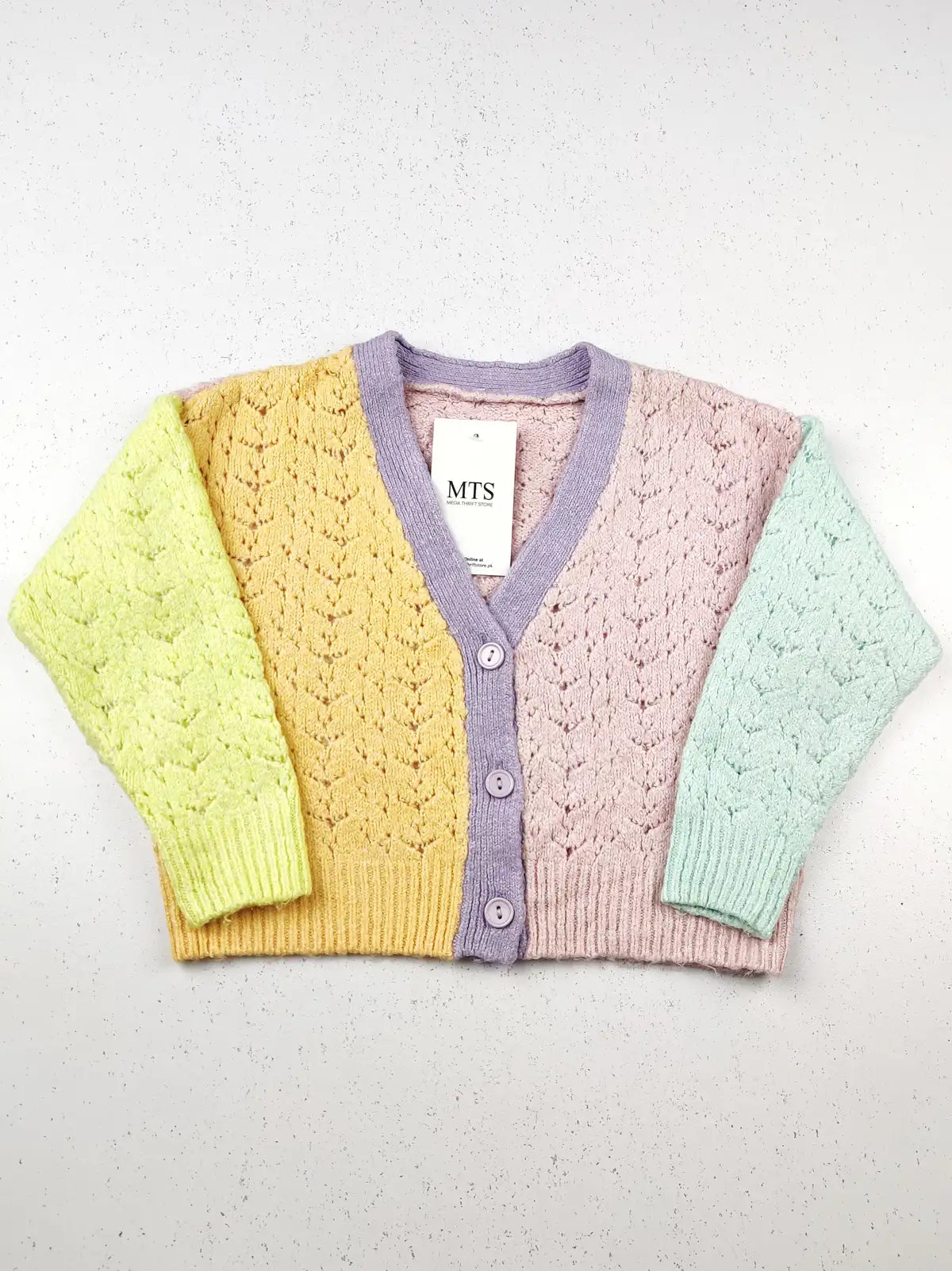 Buy online pre-used pre-loved 100% authentic & Original branded Dunnes Stores (KWG-5433) available in Pakistan. Top international brands avilable.