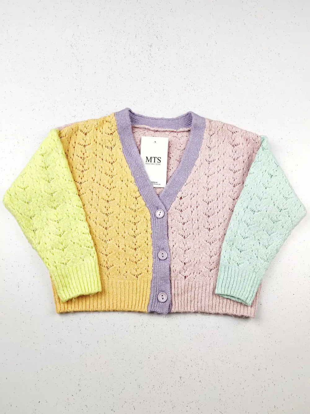 Buy online pre-used pre-loved 100% authentic & Original branded Dunnes Stores (KWG-5433) available in Pakistan. Top international brands avilable.