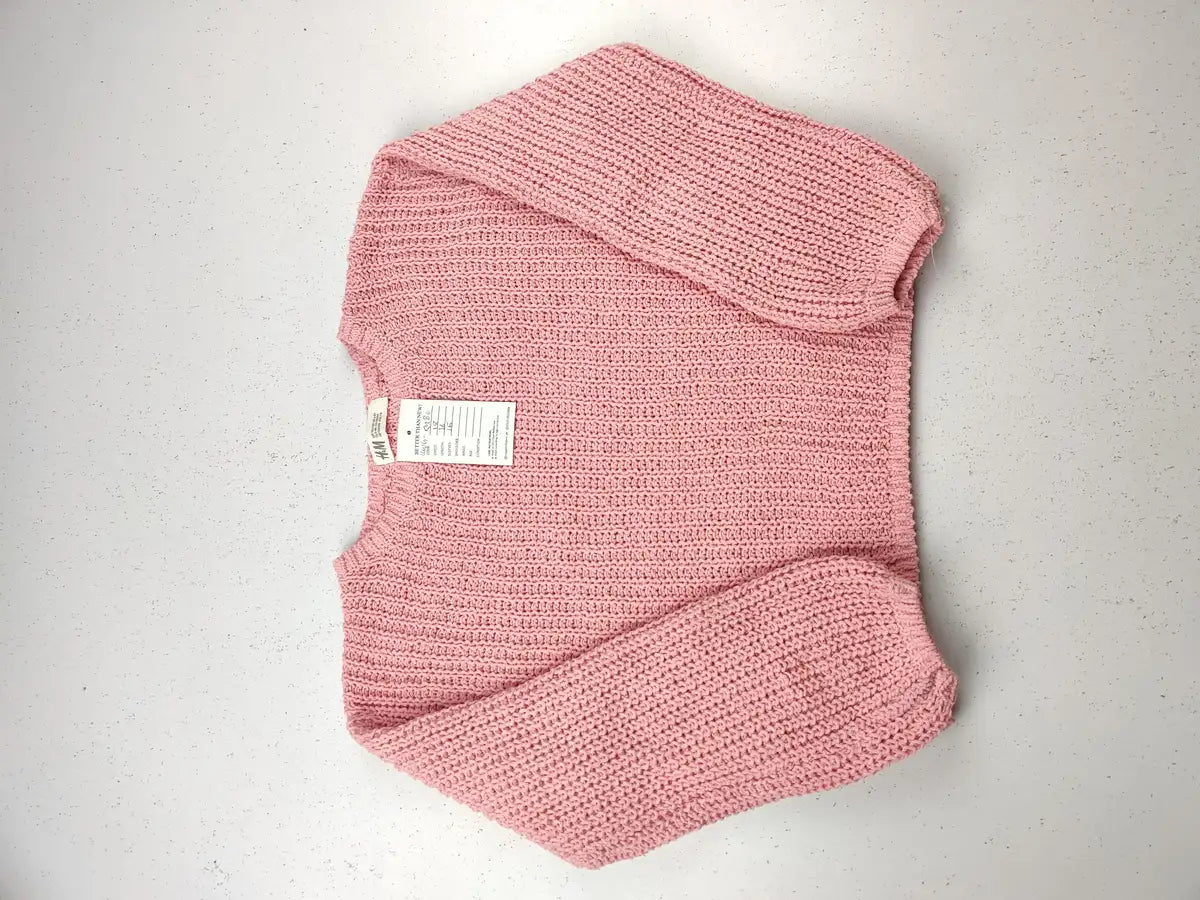 Buy online pre-used pre-loved 100% authentic & Original branded H&M (KWG-5480) available in Pakistan. Top international brands avilable.