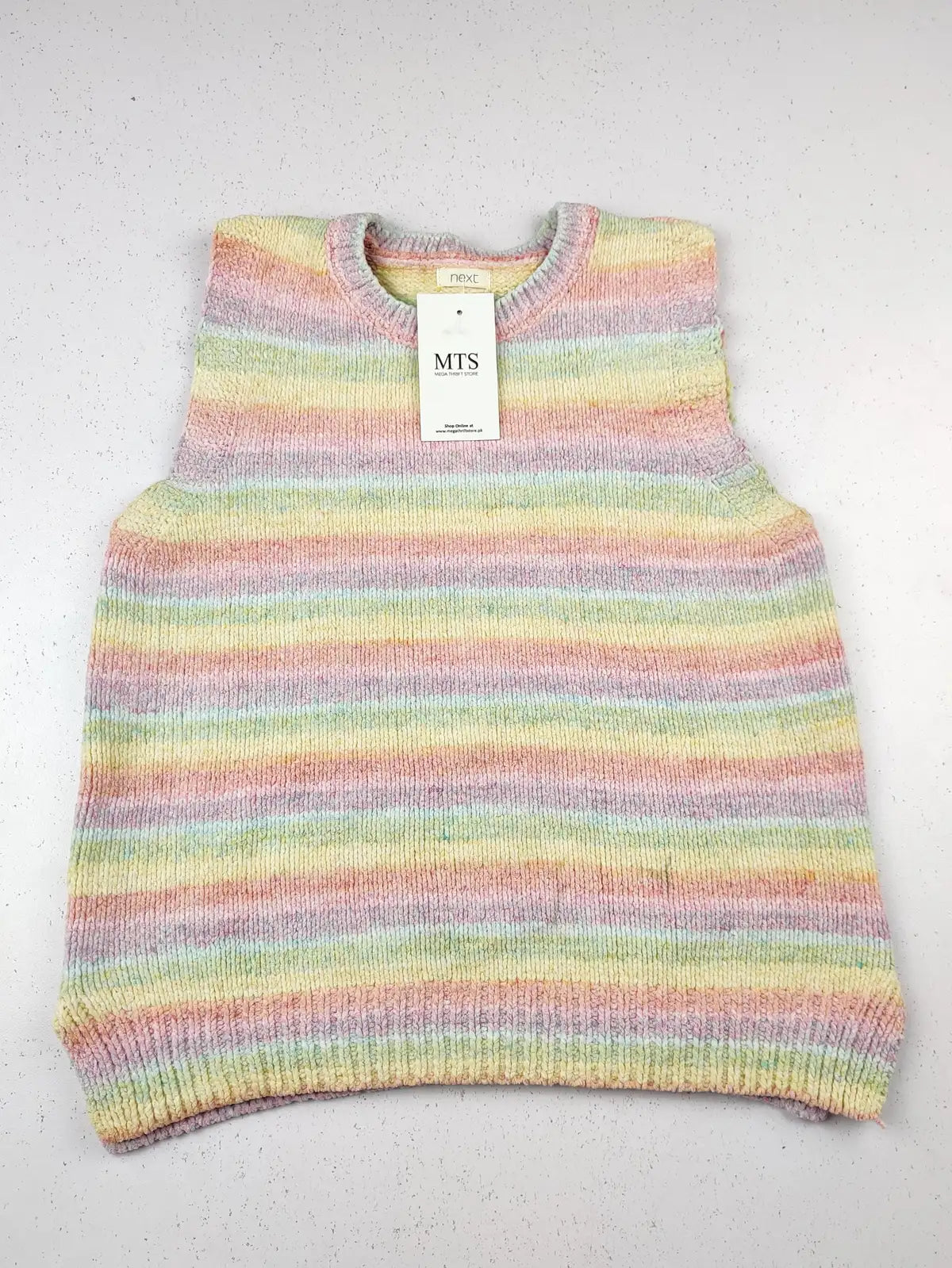 Buy online pre-used pre-loved 100% authentic & Original branded Next (KWG-5545) available in Pakistan. Top international brands avilable.