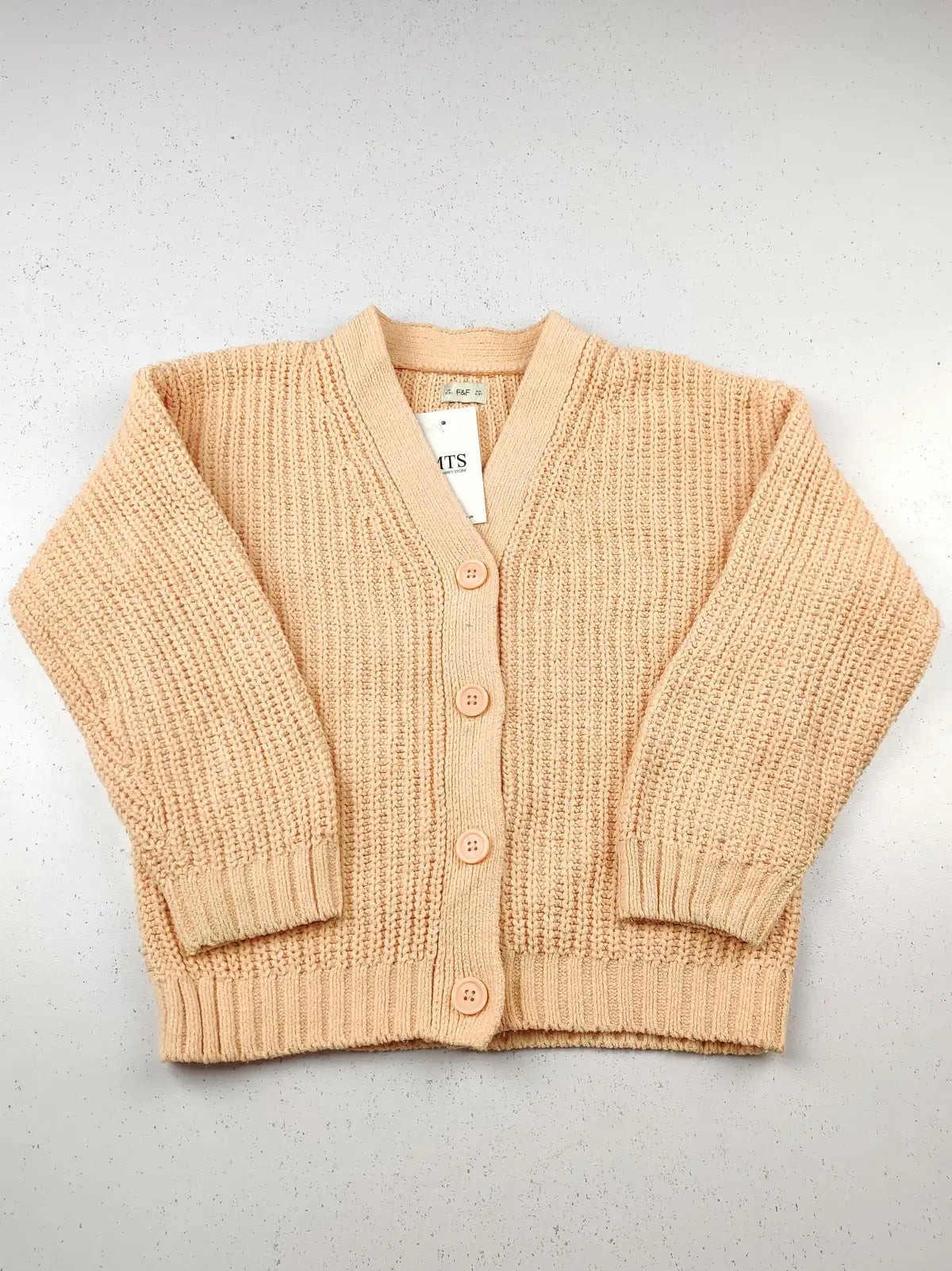 Buy online pre-used pre-loved 100% authentic & Original branded F&F (KWG-5666) available in Pakistan. Top international brands avilable.