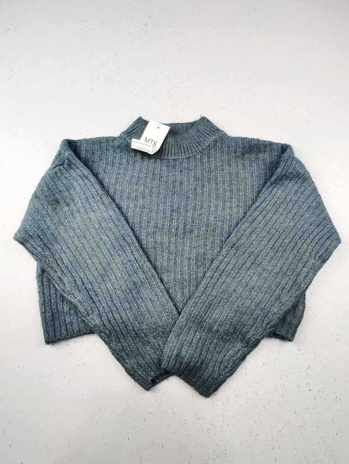 Buy online pre-used pre-loved 100% authentic & Original branded New Look (KWG-5944) available in Pakistan. Top international brands avilable.