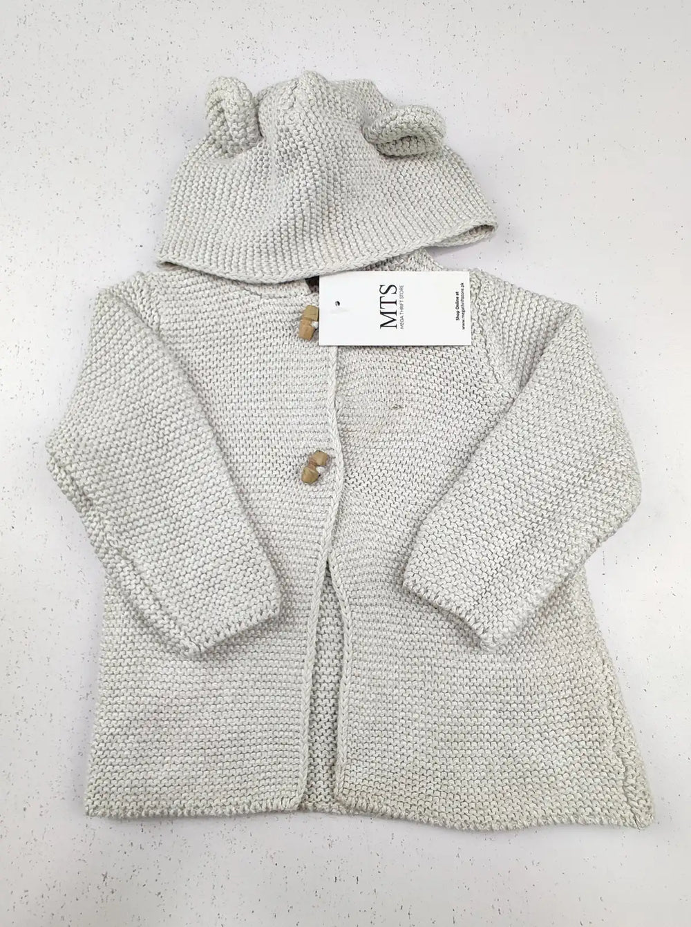 Buy online pre-used pre-loved 100% authentic & Original branded Fred & Flo (KWG-6037) available in Pakistan. Top international brands avilable.