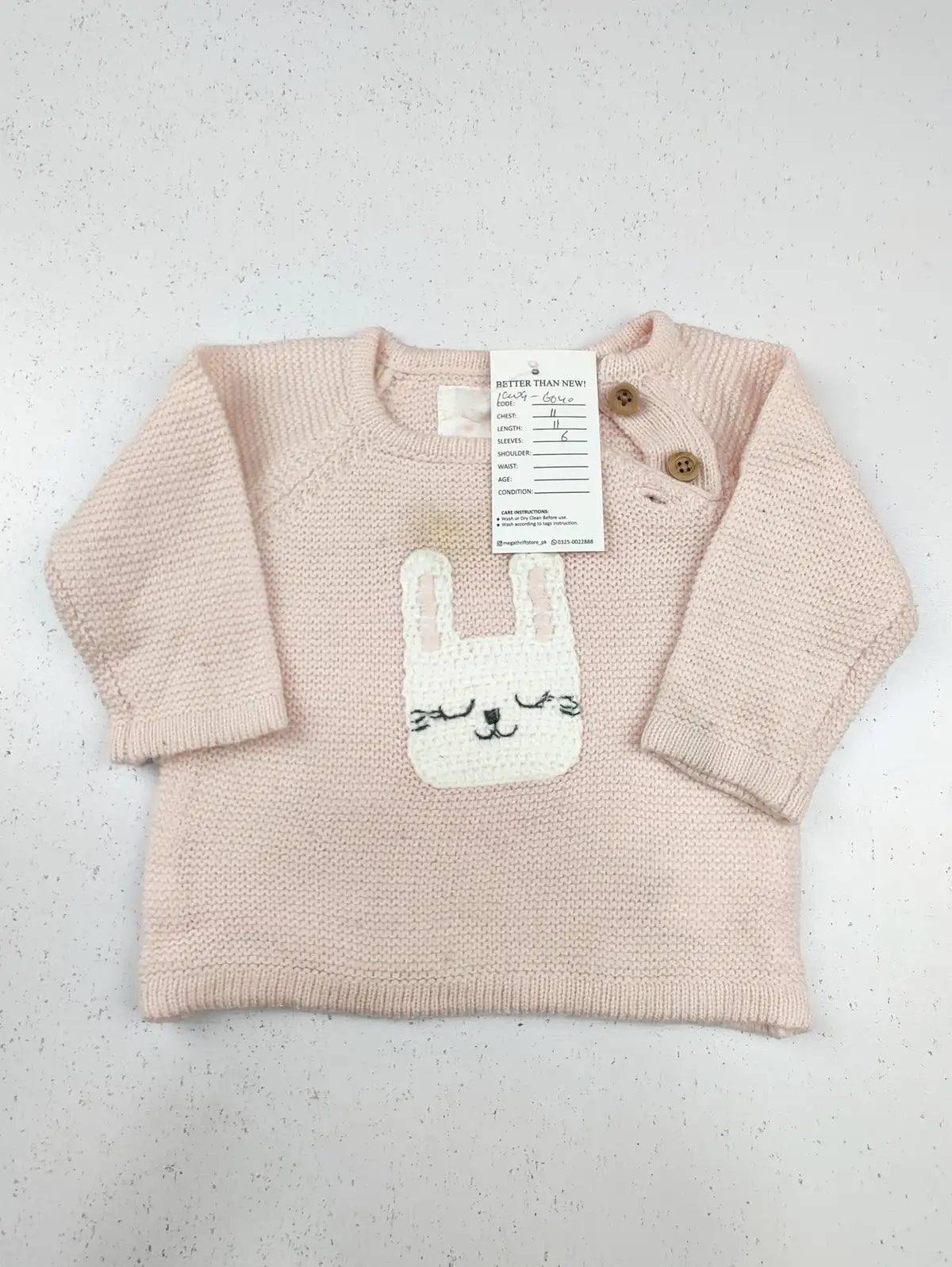 Buy online pre-used pre-loved 100% authentic & Original branded F&F (KWG-6040) available in Pakistan. Top international brands avilable.