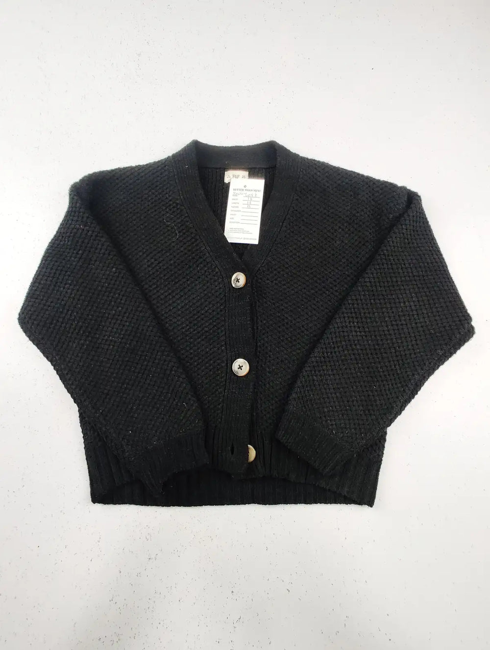 Buy online pre-used pre-loved 100% authentic & Original branded F&F (KWG-6092) available in Pakistan. Top international brands avilable.