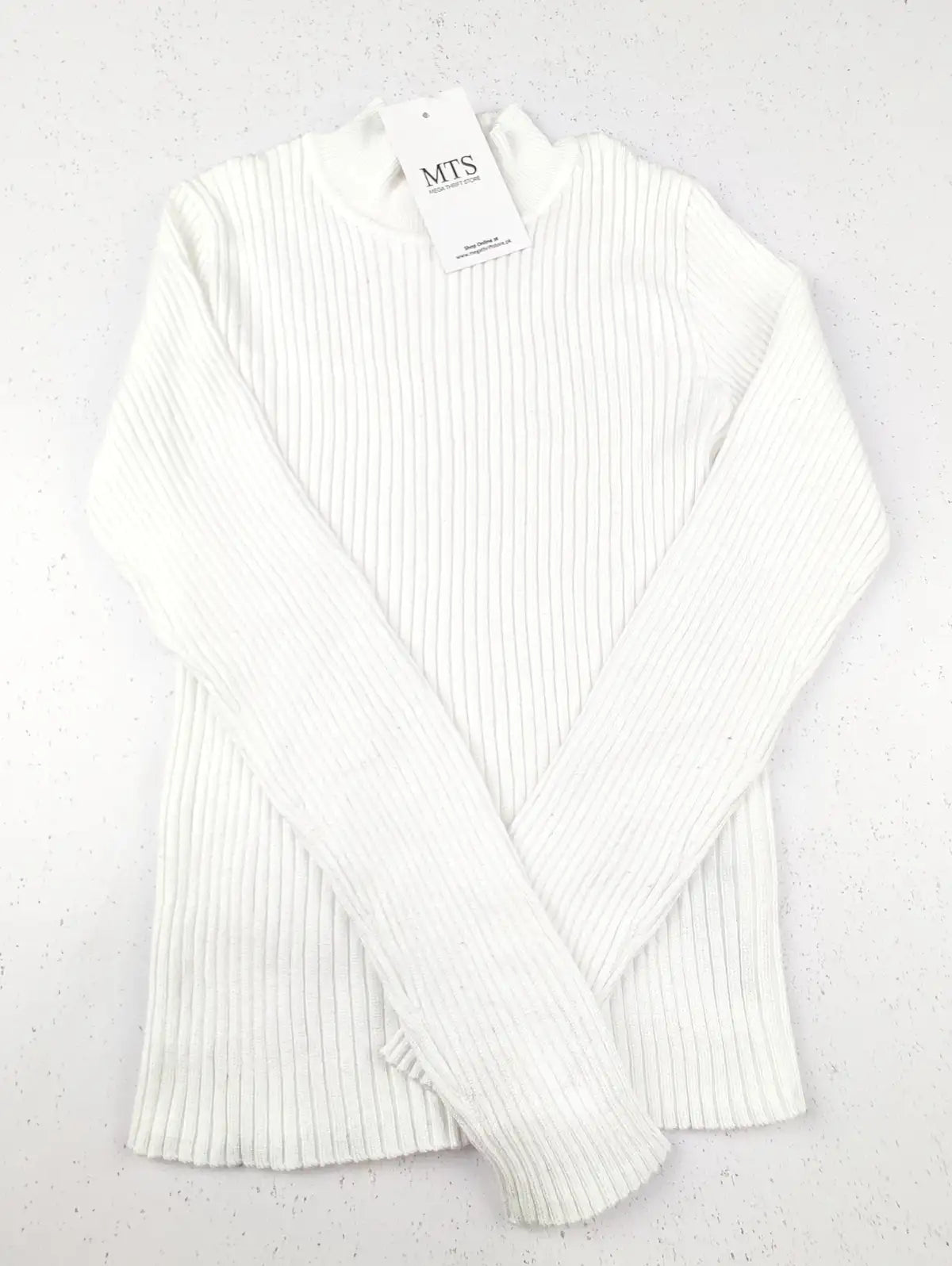 Buy online pre-used pre-loved 100% authentic & Original branded Primark (KWG-6146) available in Pakistan. Top international brands avilable.