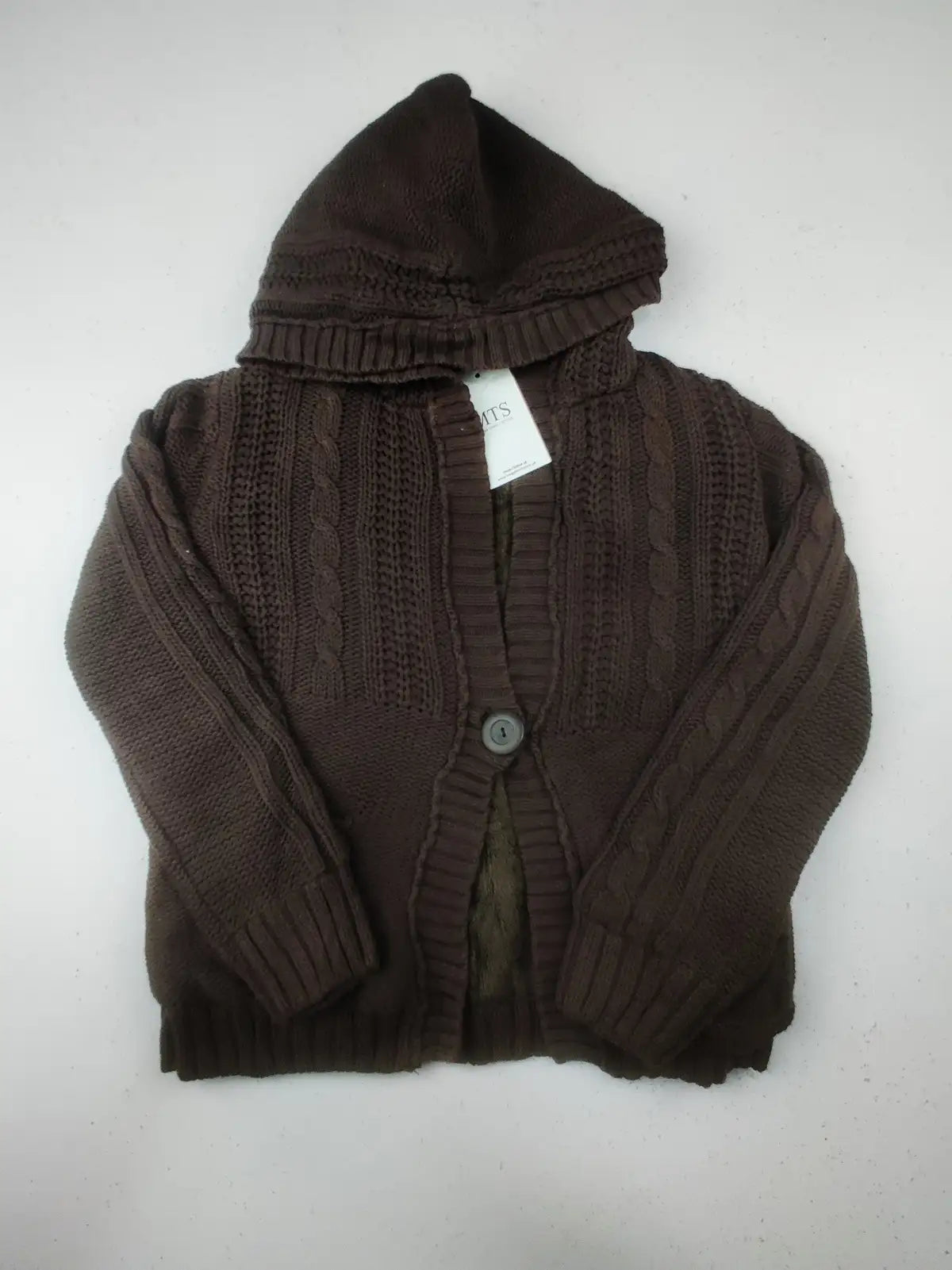 Buy online pre-used pre-loved 100% authentic & Original branded Cq (KWG-6308) available in Pakistan. Top international brands avilable.