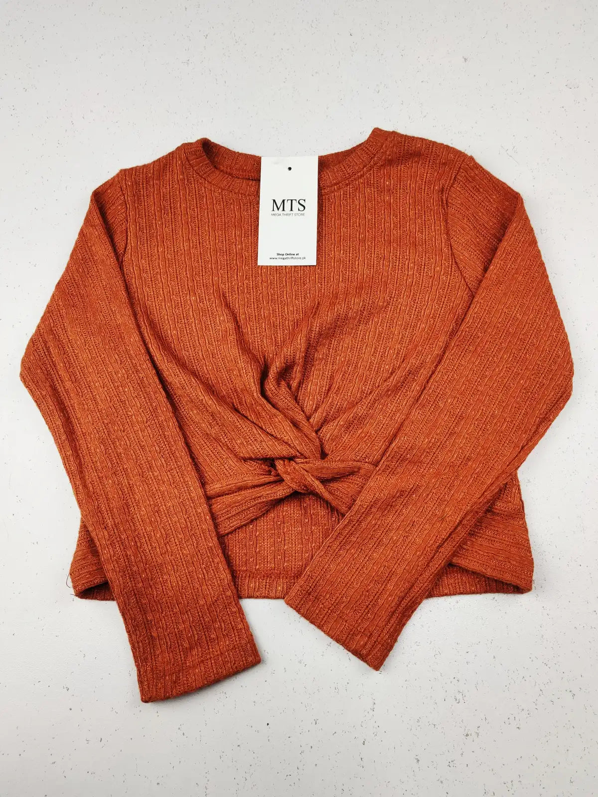 Buy online pre-used pre-loved 100% authentic & Original branded Dunnes Stores (KWG-6350) available in Pakistan. Top international brands avilable.