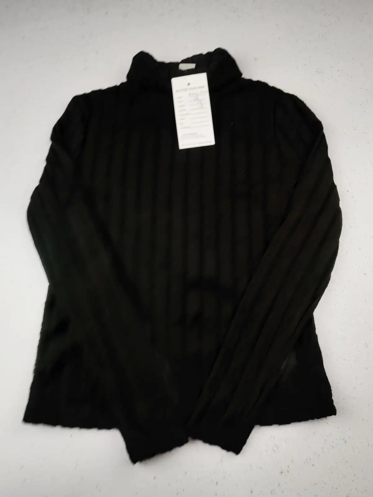 Buy online pre-used pre-loved 100% authentic & Original branded Shein (KWG-6357) available in Pakistan. Top international brands avilable.