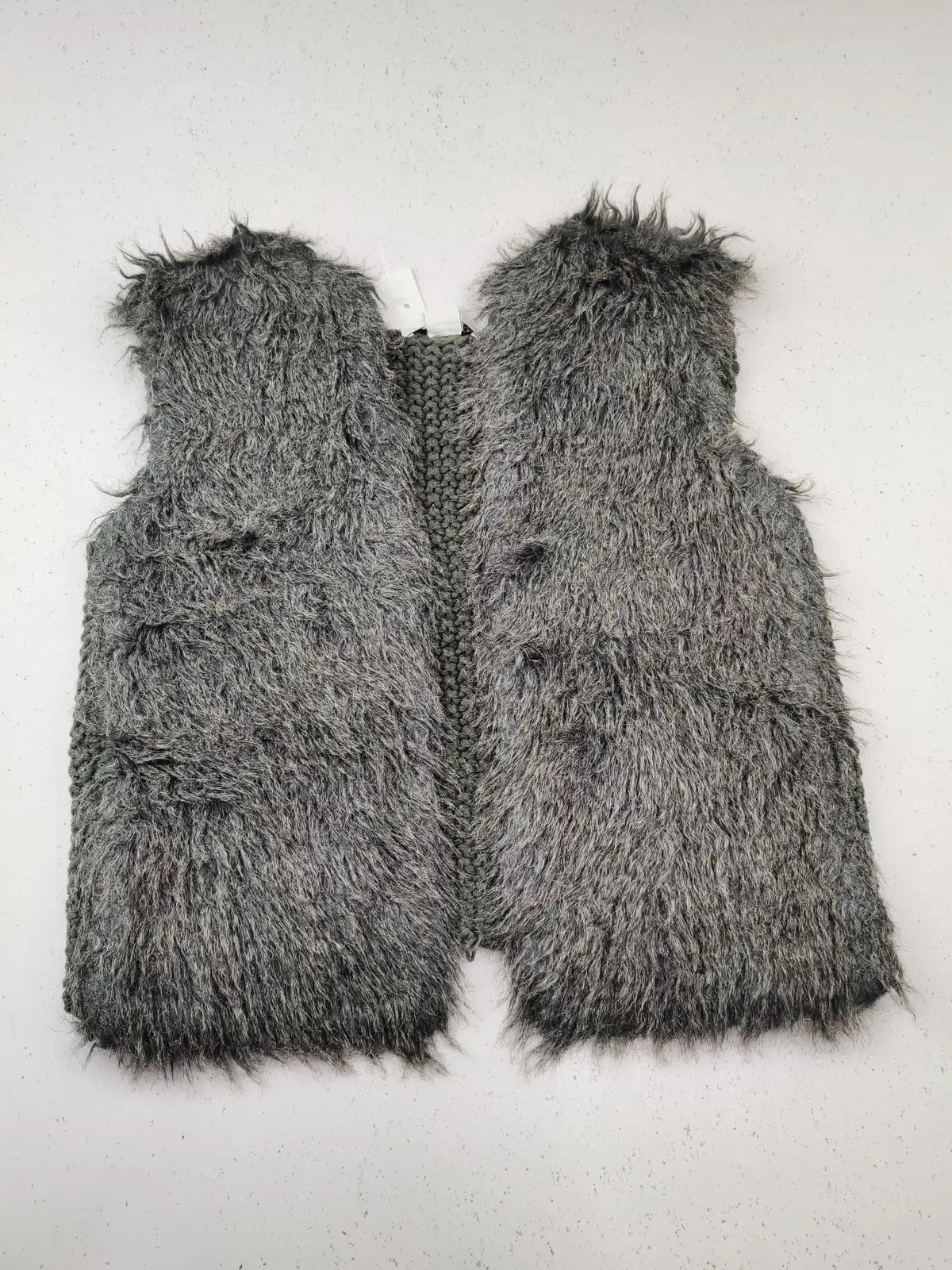 Buy online pre-used pre-loved 100% authentic & Original branded Primark (KWG-6412) available in Pakistan. Top international brands avilable.