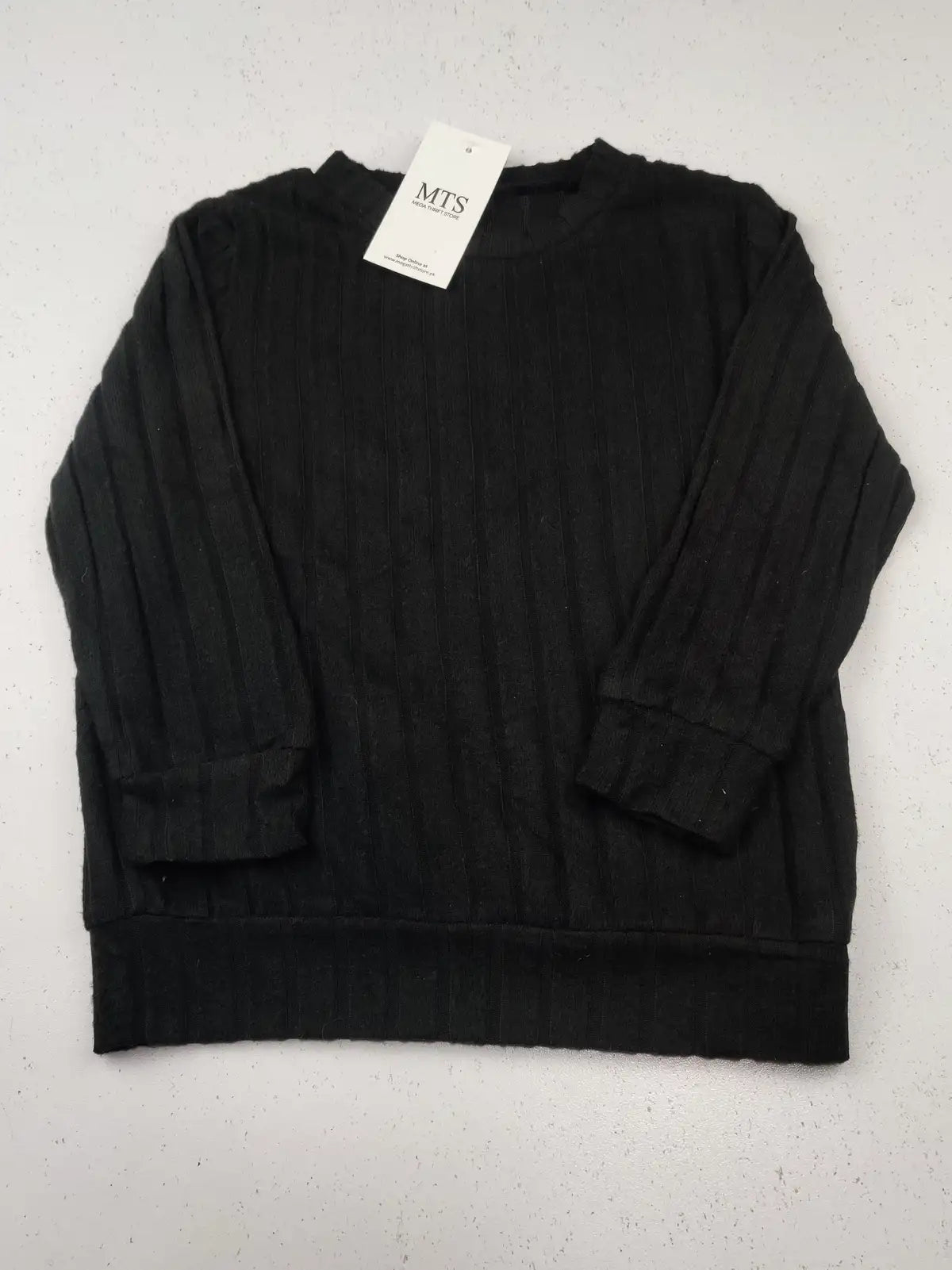 Buy online pre-used pre-loved 100% authentic & Original branded Unknown Brand (KWG-6420) available in Pakistan. Top international brands avilable.