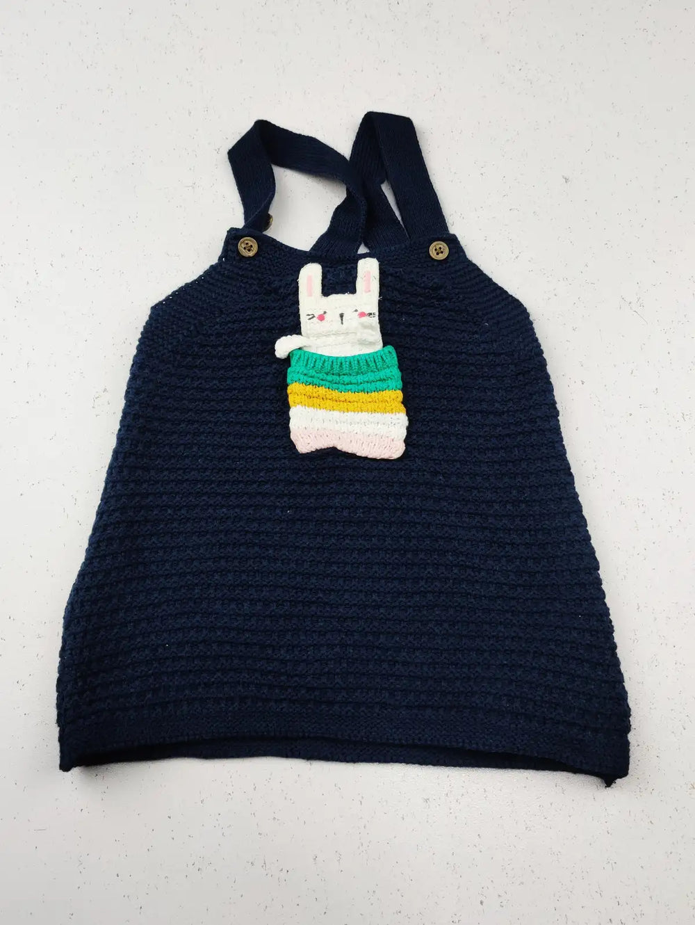 Buy online pre-used pre-loved 100% authentic & Original branded Fred & Flo (KWG-6427) available in Pakistan. Top international brands avilable.