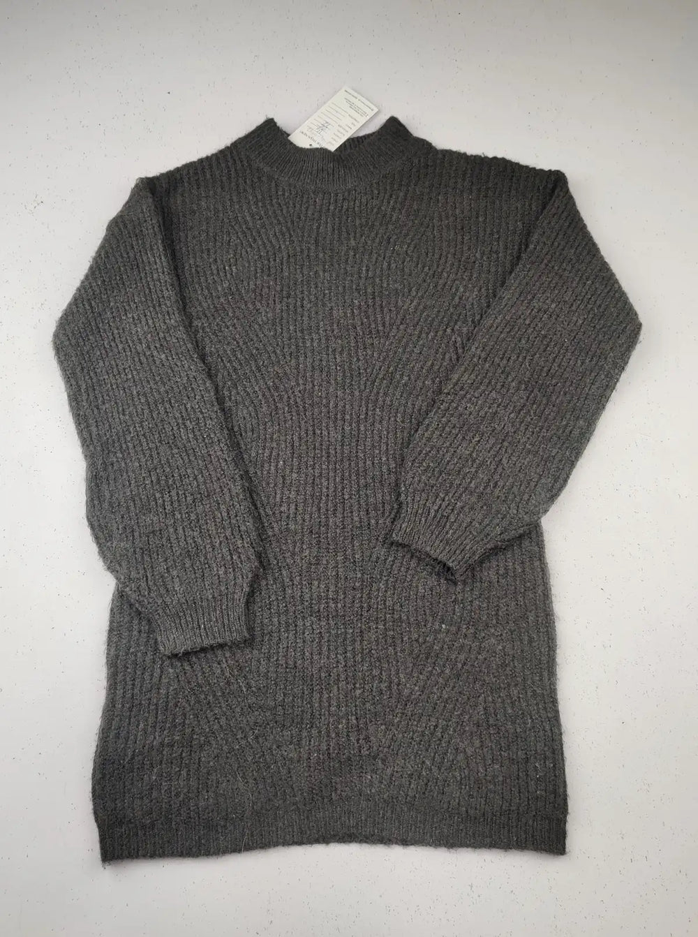 Buy online pre-used pre-loved 100% authentic & Original branded Primark (KWG-6442) available in Pakistan. Top international brands avilable.