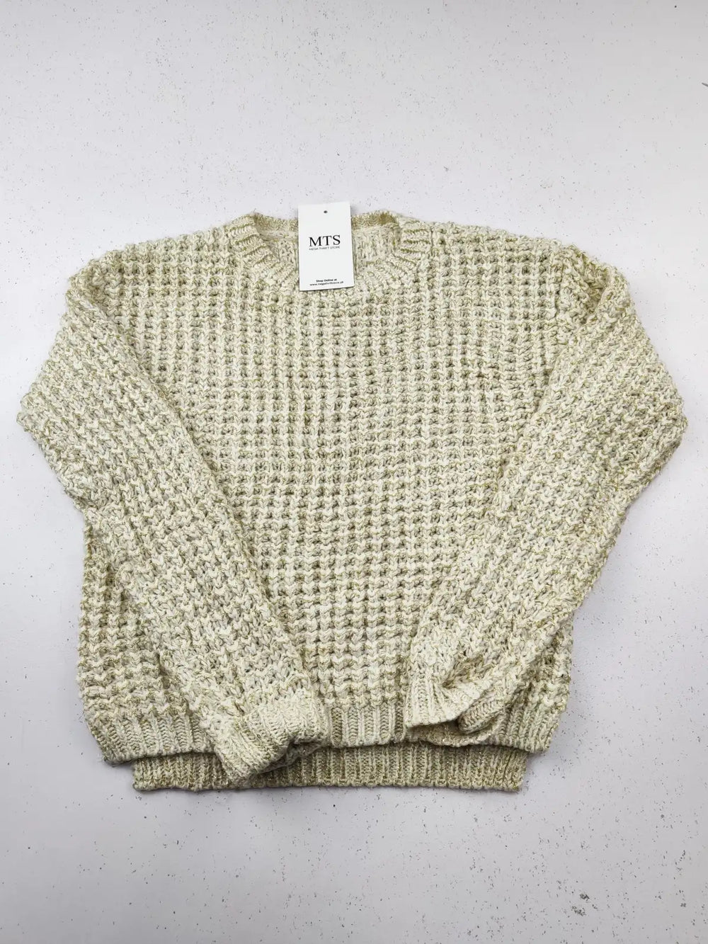 Buy online pre-used pre-loved 100% authentic & Original branded Dunnes Stores (KWG-6512) available in Pakistan. Top international brands avilable.