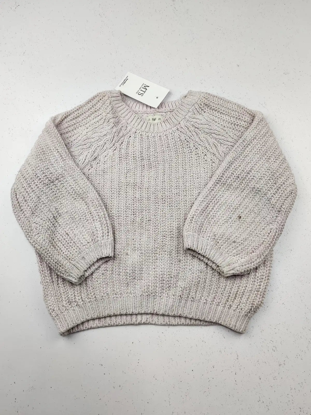 Buy online pre-used pre-loved 100% authentic & Original branded F&F (KWG-6524) available in Pakistan. Top international brands avilable.